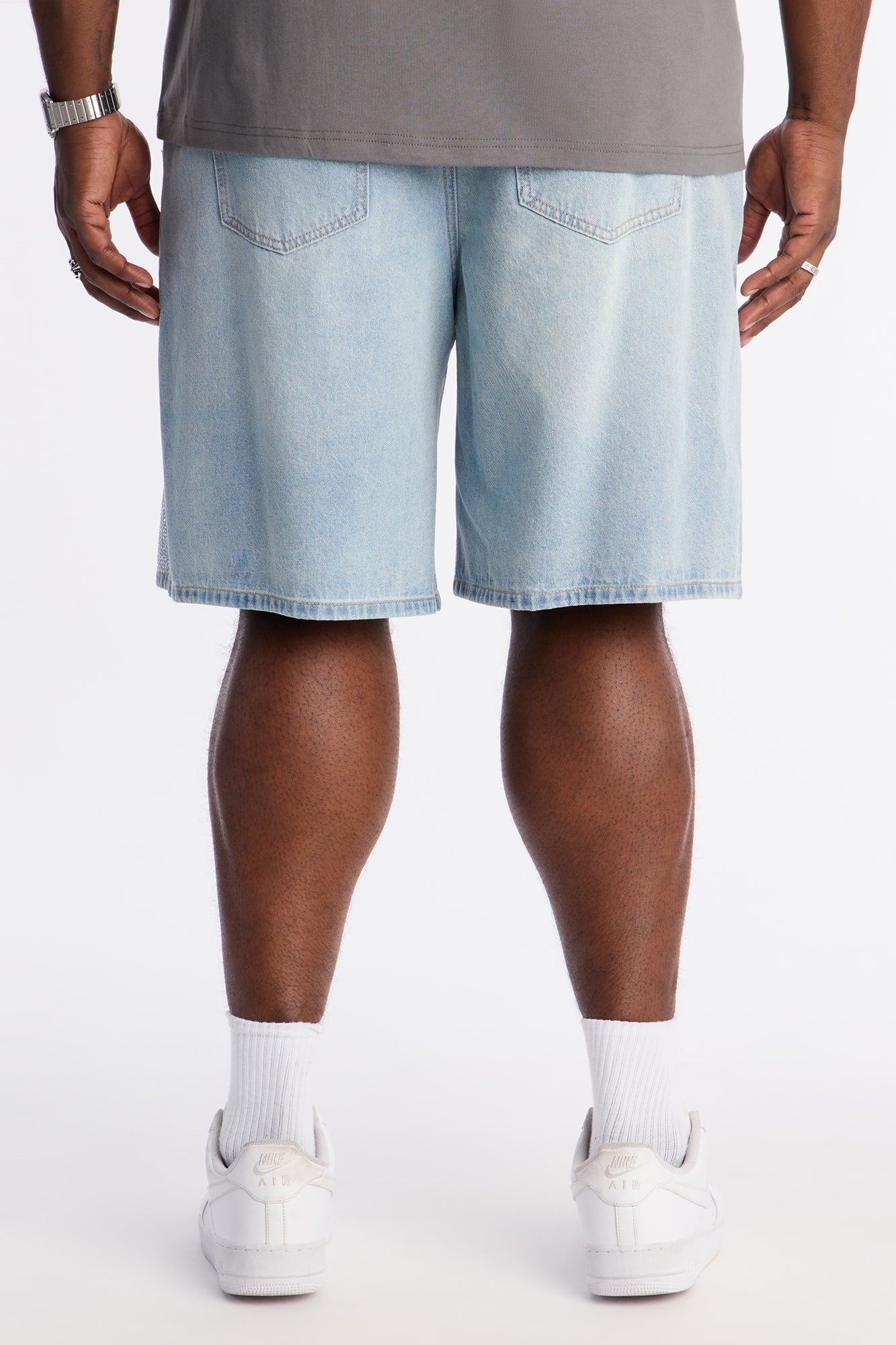 Relaxed Sunflare Denim Short - Light Wash Fashion Nova