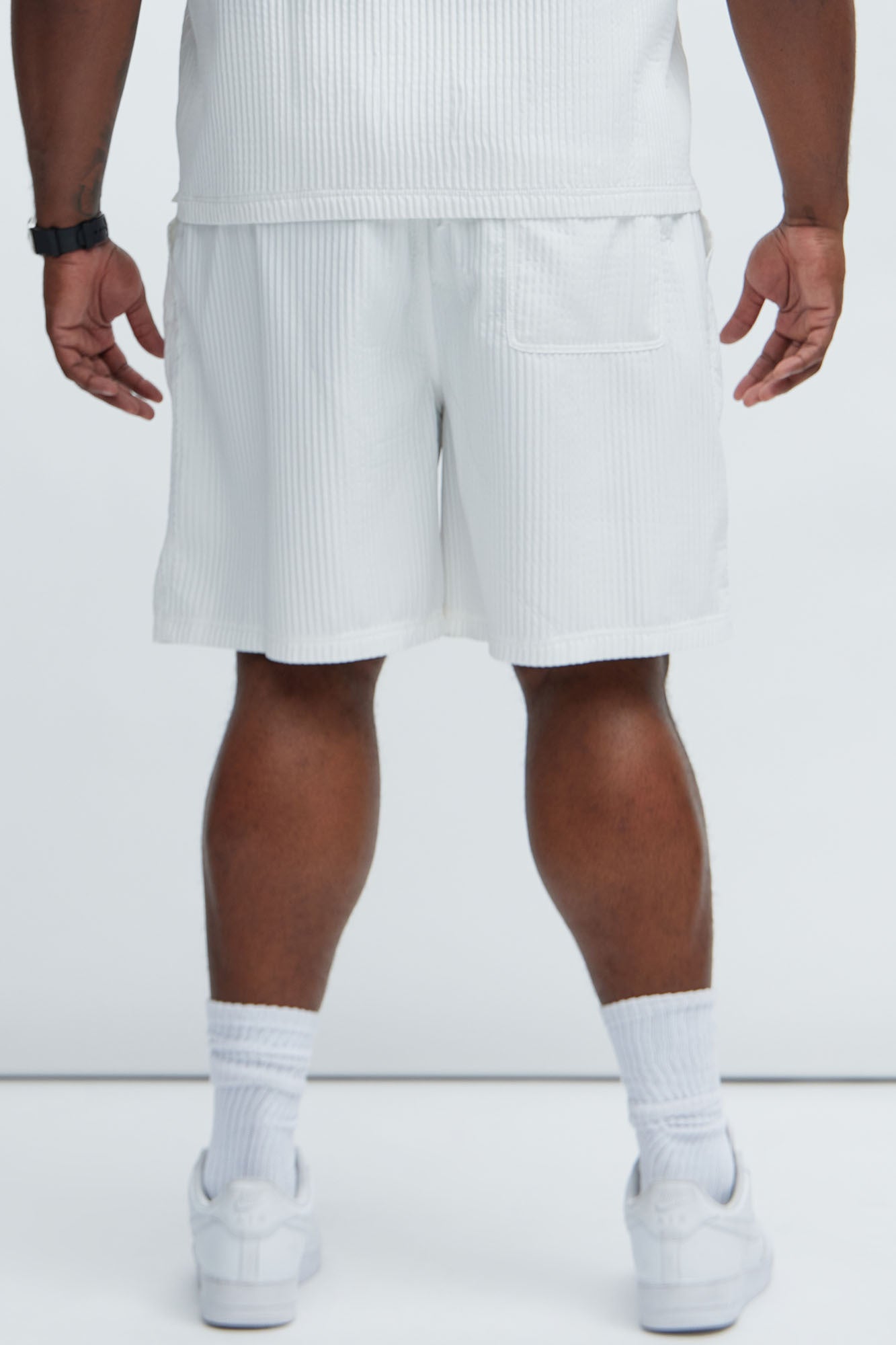 Santiago Relaxed Shorts - White Fashion Nova