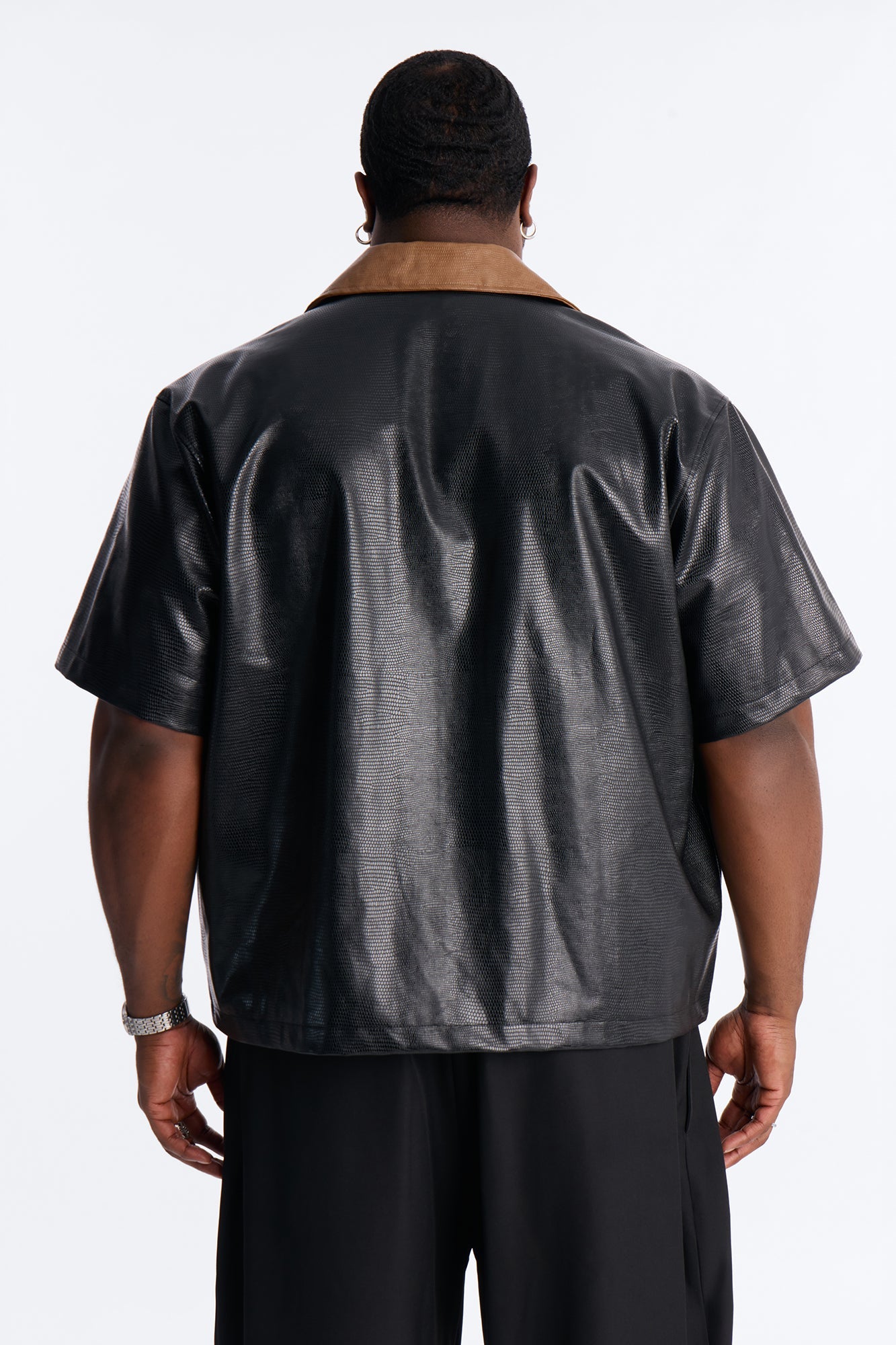 Onyx Cognac Zip Up Shirt - Black Fashion Nova
