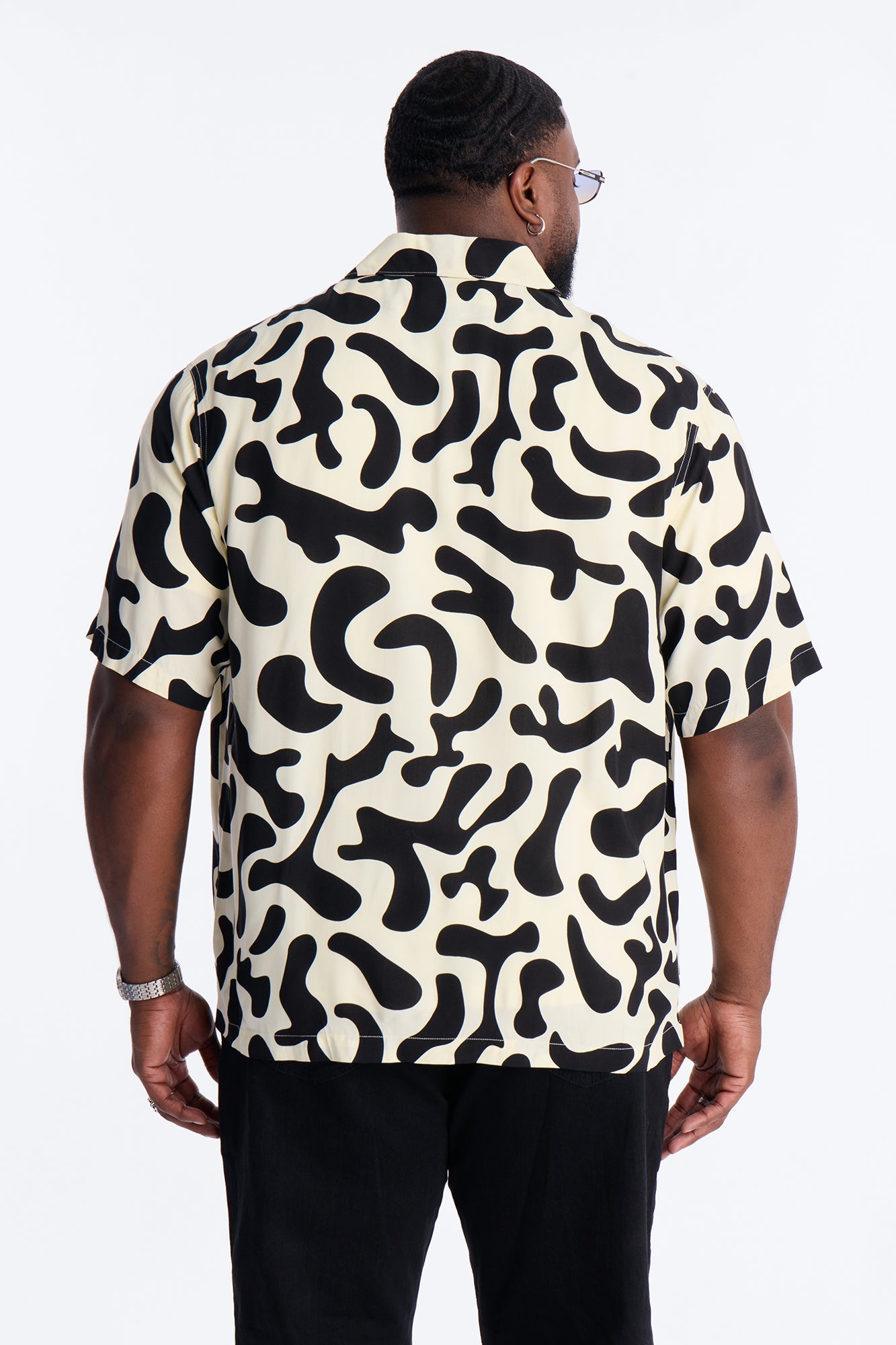 Bold Metric Cuban Shirt - Black Fashion Nova