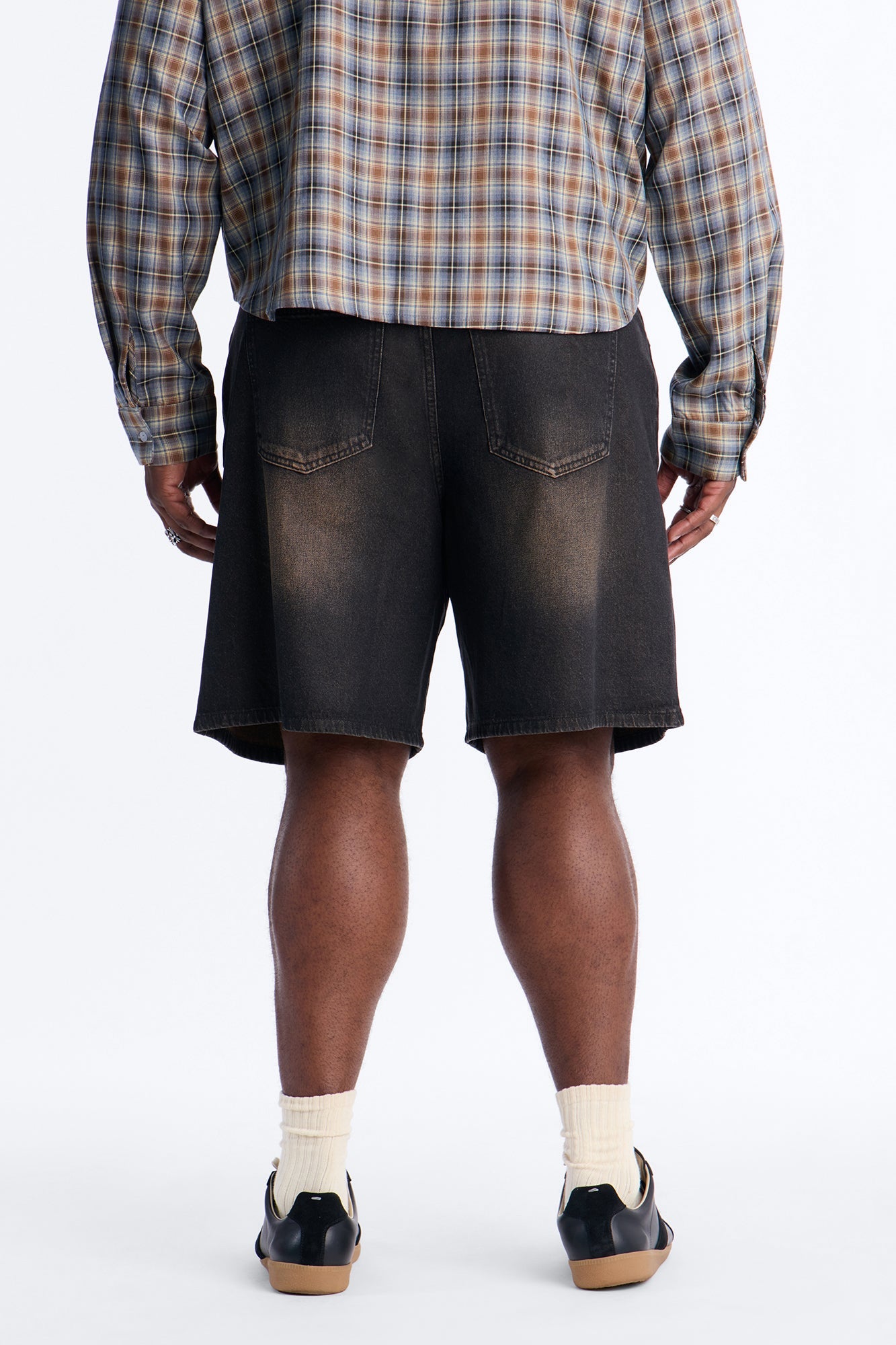 Relaxed Waxed Stealth Denim Short - Black Wash Fashion Nova