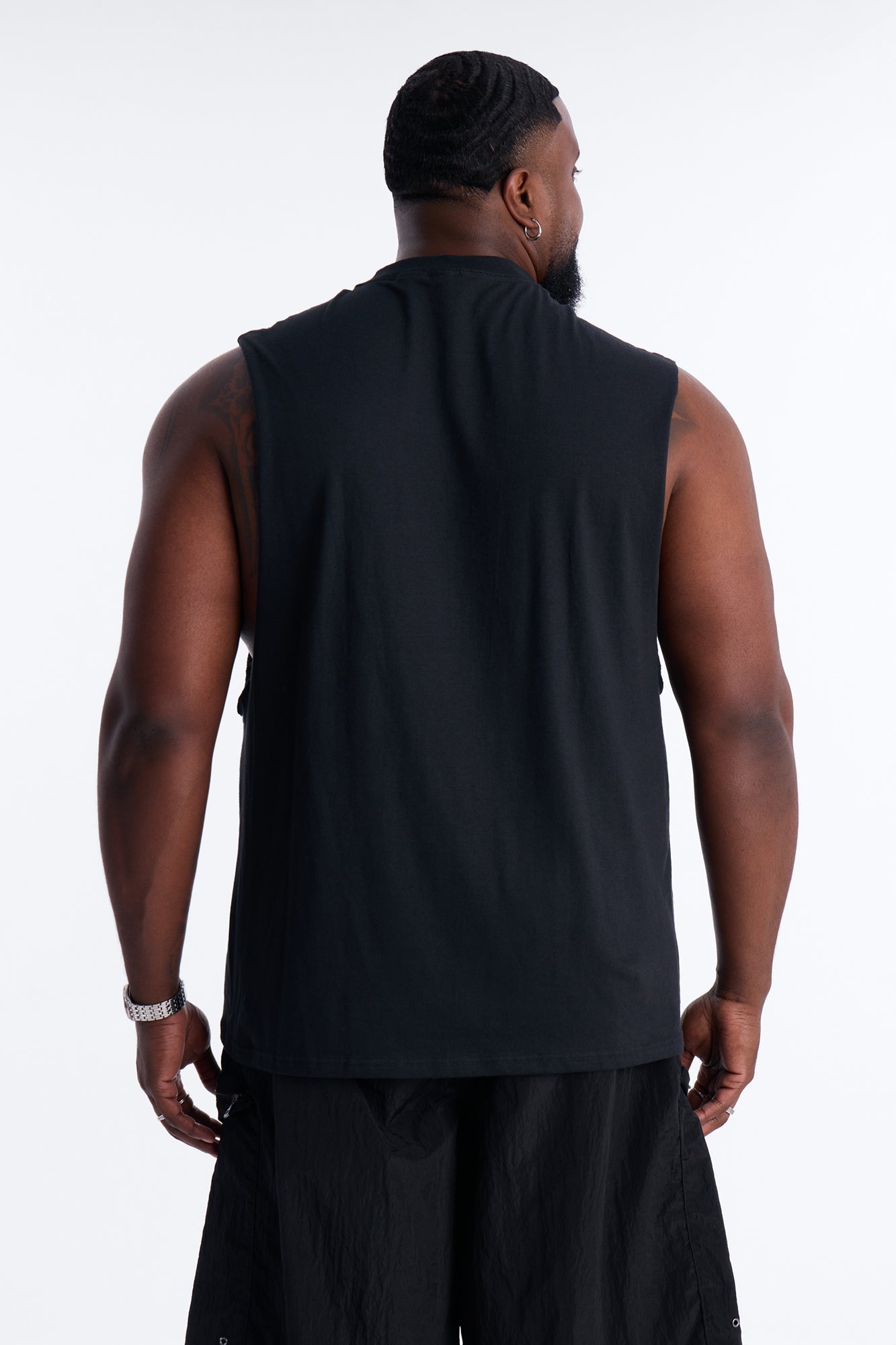 Born Lucky Muscle Tee - Black Fashion Nova