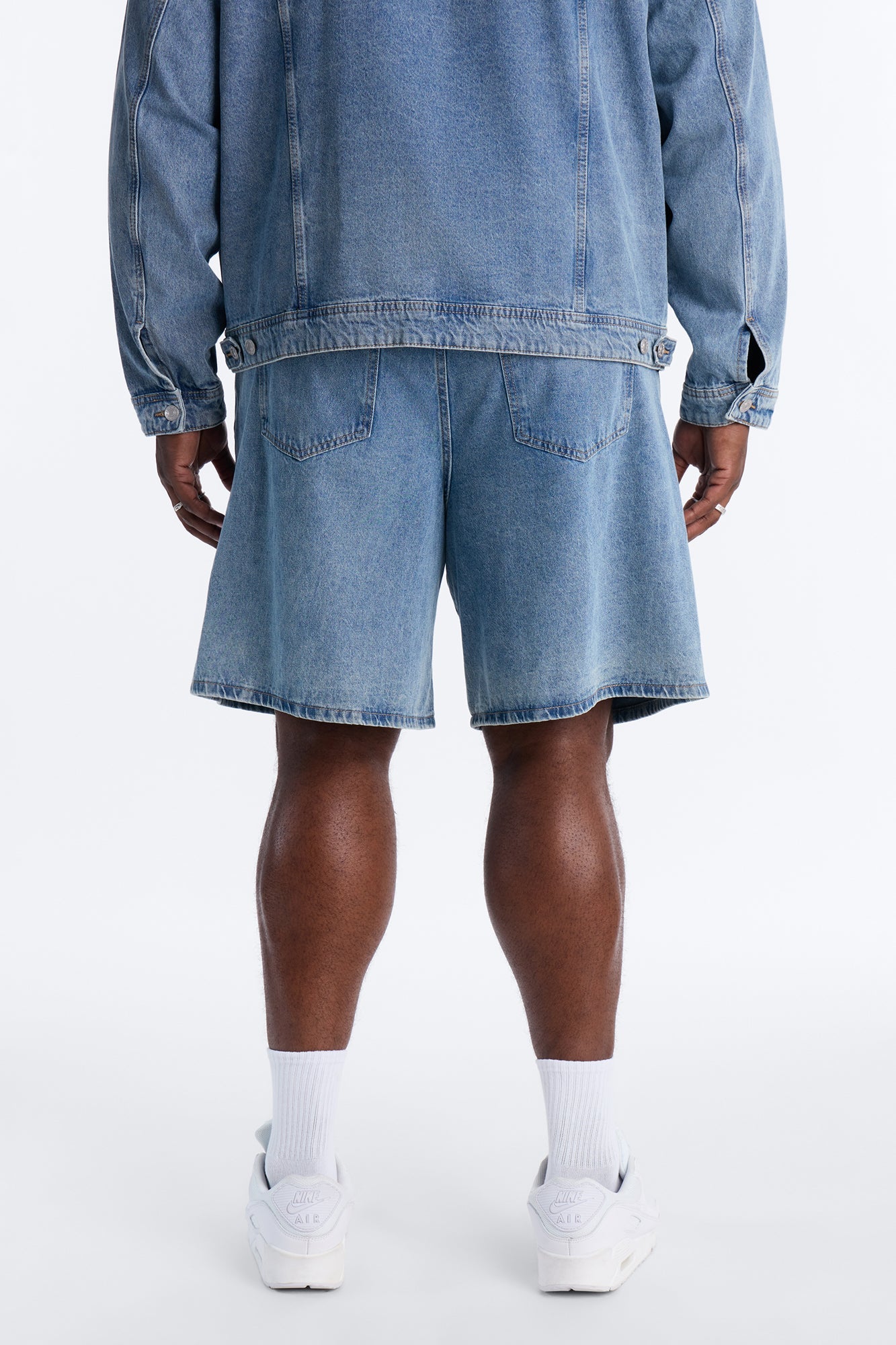 Relaxed Street Ice Denim Short - Light Wash Fashion Nova