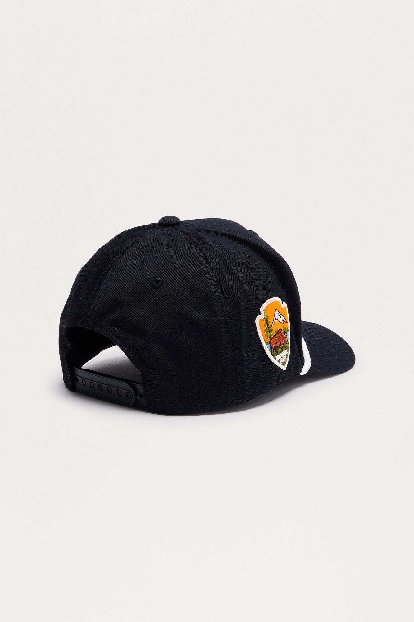 Camp Badge Structured Snapback Hat - Black Fashion Nova