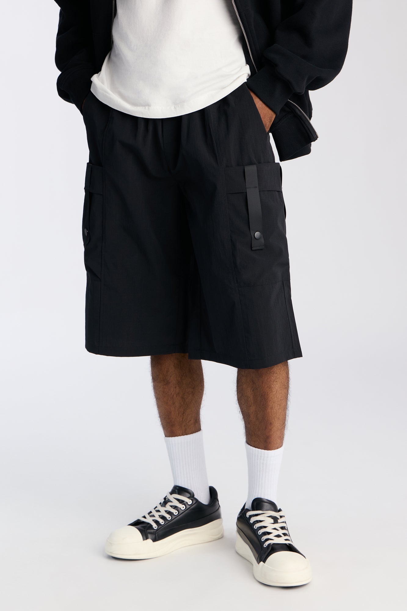 Relaxed Ninth Element Tech Short - Black Fashion Nova