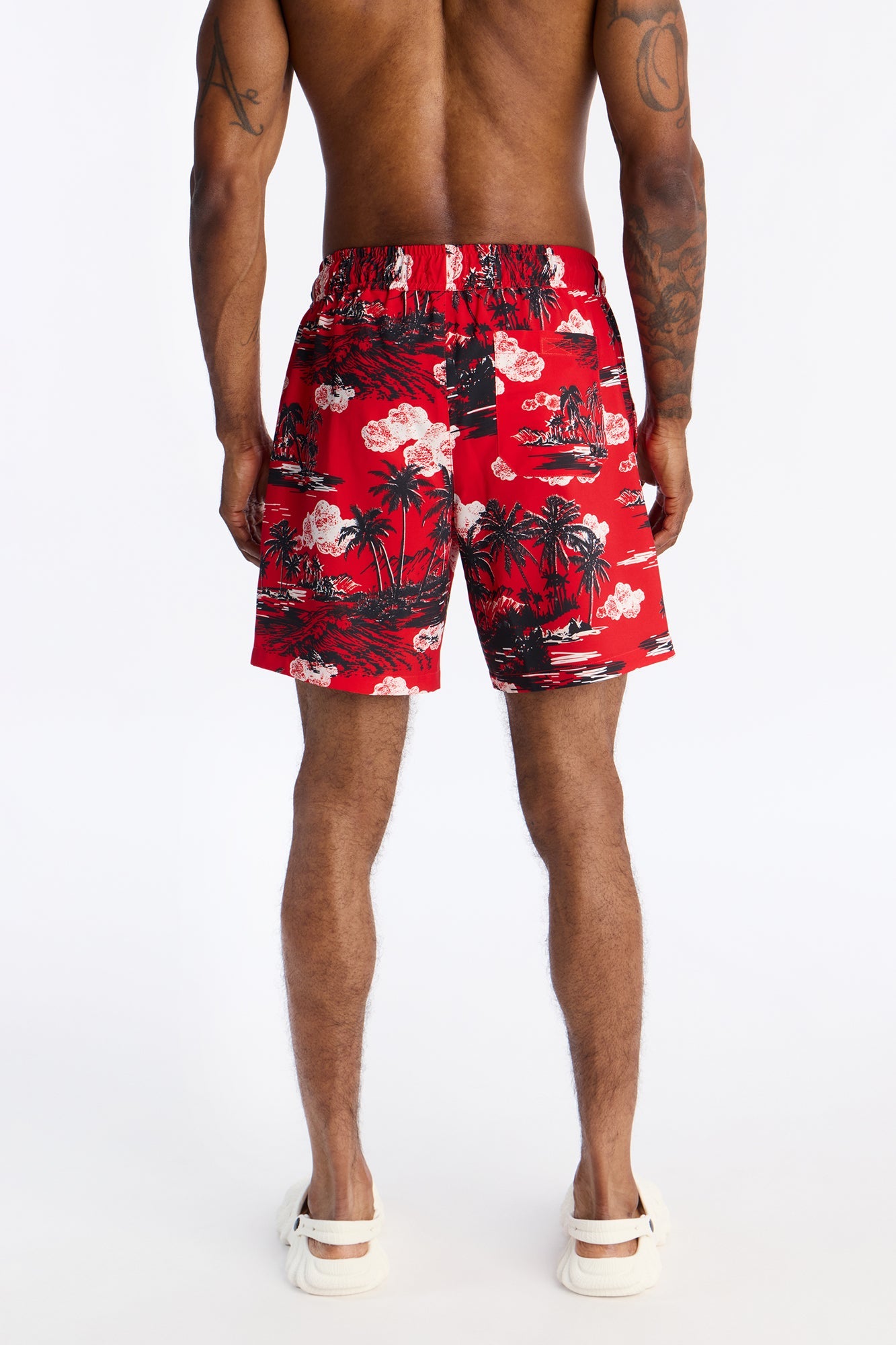 Brushed Tropical Oasis Swim Trunk 7″ - Red Fashion Nova