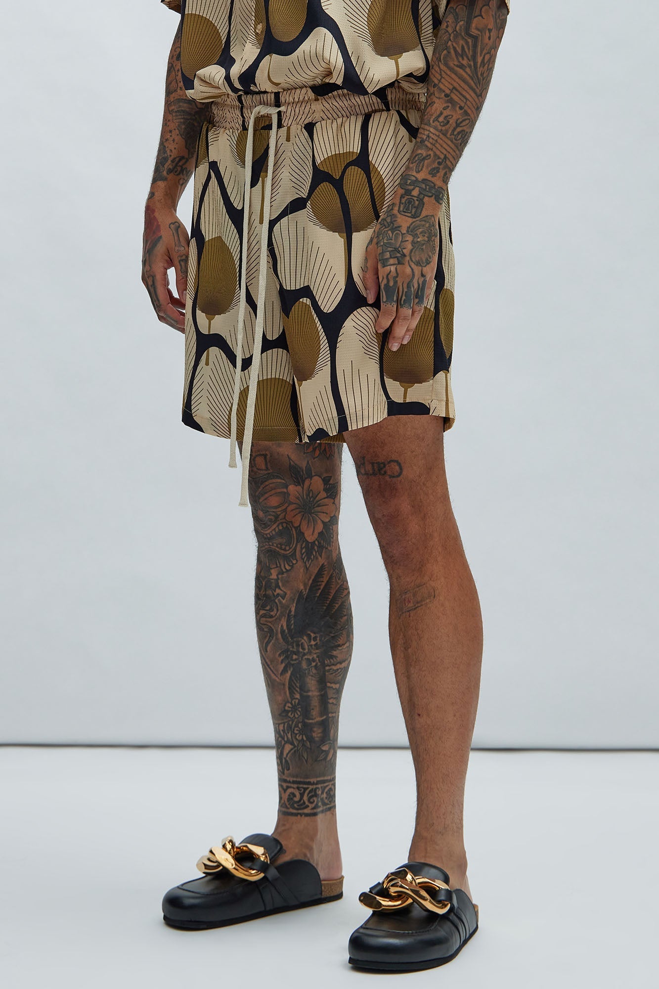 Sahara Textured Warmup Shorts - Tan/Multi Fashion Nova