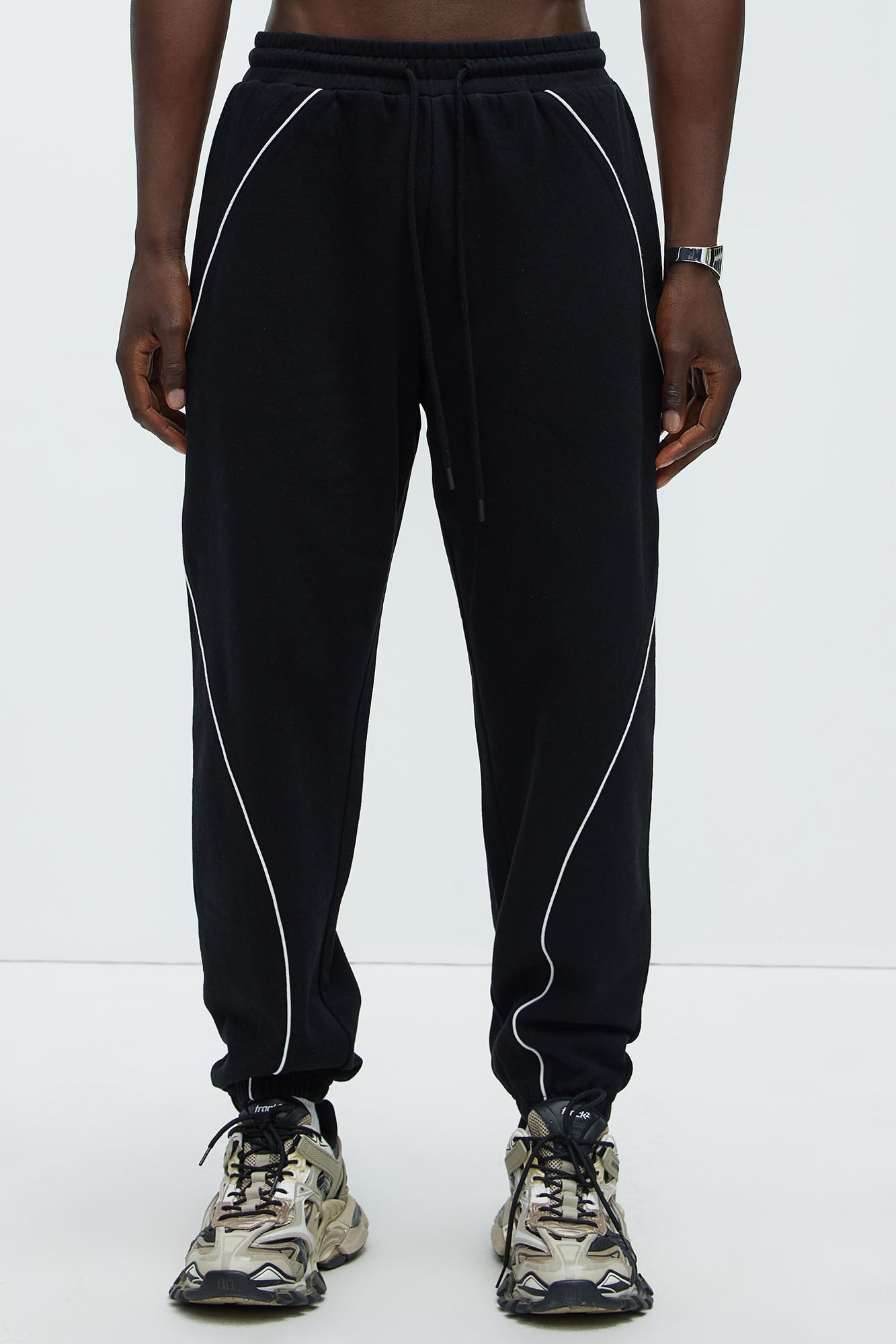 Tyson Piping Relaxed Jogger - Black Fashion Nova