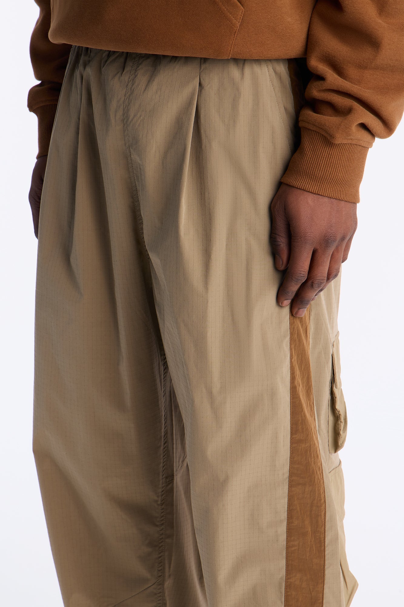 Wide Leg Rear All Over Pocket Tech Pant - Bronze Fashion Nova