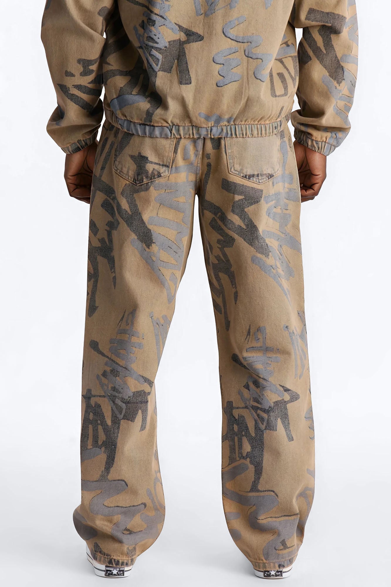 Vintage Graffiti Barrel Jeans - Vintage Wash Fashion Nova