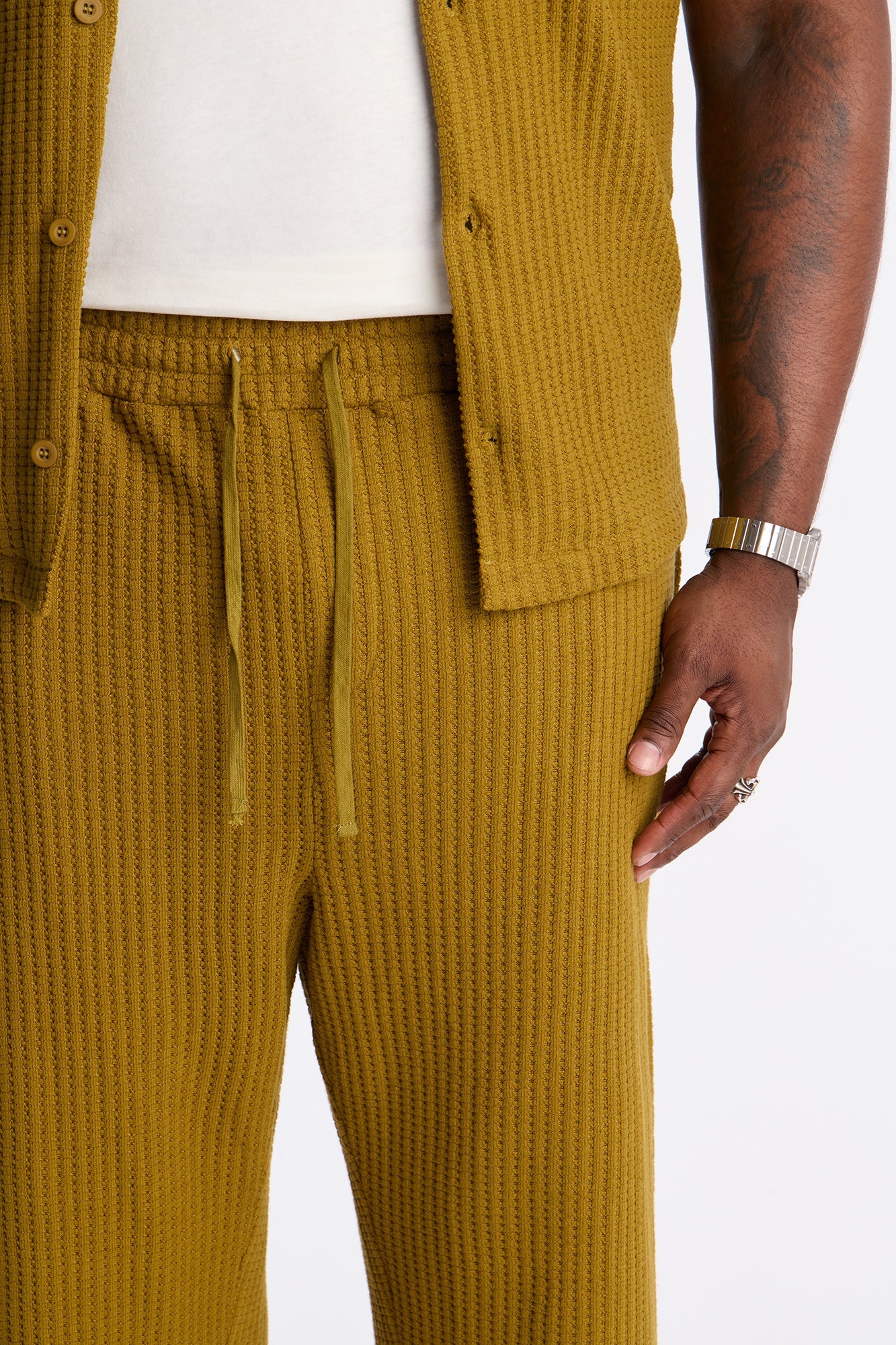 Baggy London Fog Textured Pant - Mustard Fashion Nova