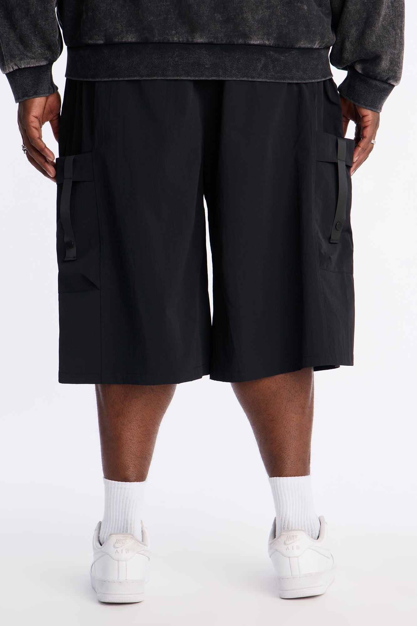 Relaxed Ninth Element Tech Short - Black Fashion Nova