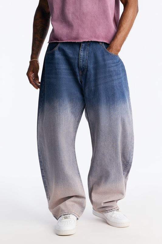 Barrel Into Me Ombre Jean - Medium Blue Wash Fashion Nova