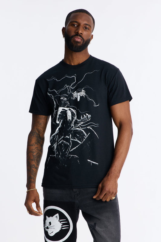 Venom Night Fall Short Sleeve Tee - Black Fashion Nova