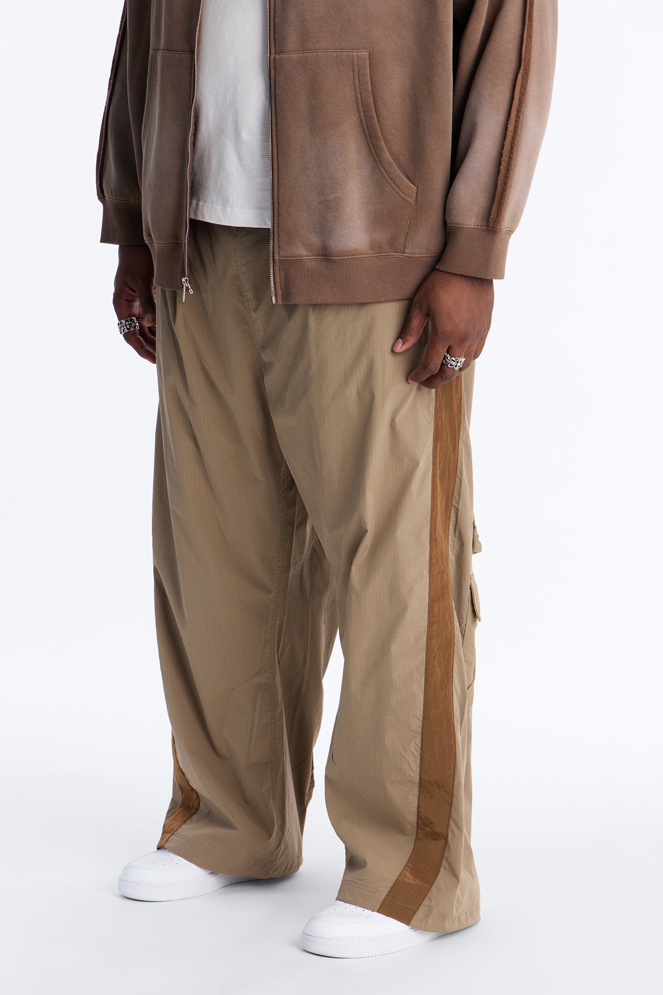 Wide Leg Rear All Over Pocket Tech Pant - Bronze Fashion Nova