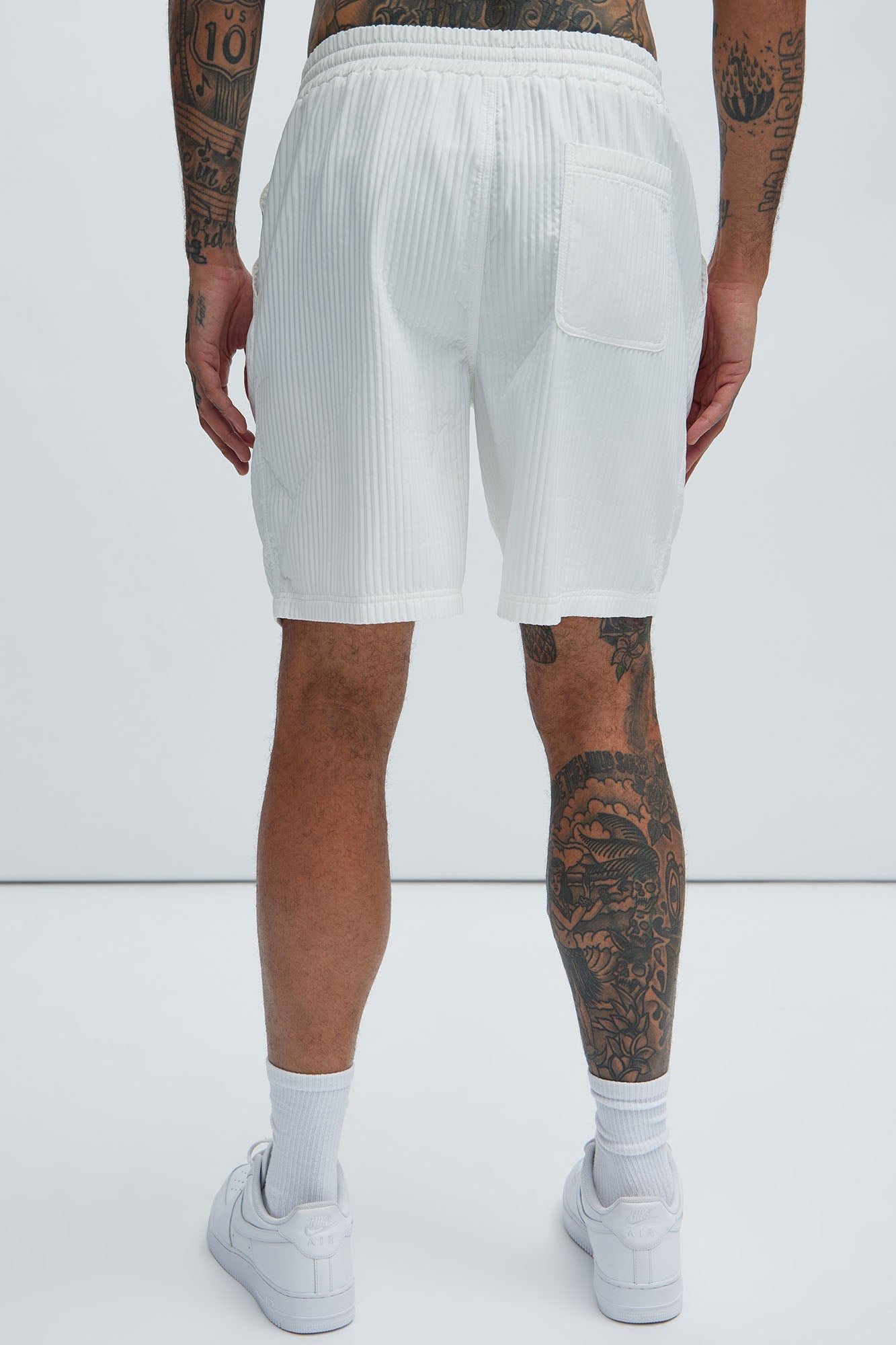 Santiago Relaxed Shorts - White Fashion Nova