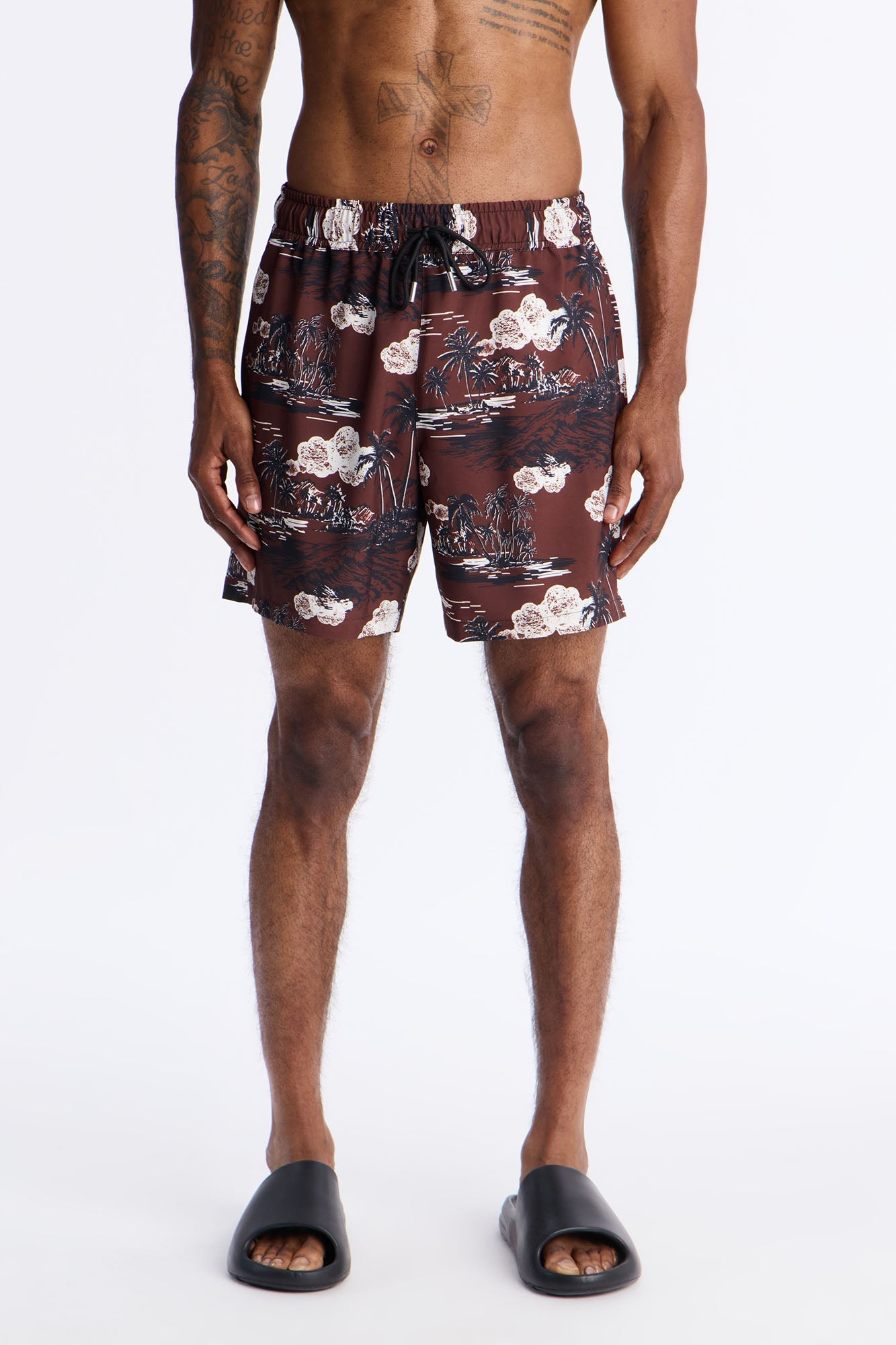 Brushed Tropical Oasis Swim Trunk 7″ - Brown Fashion Nova