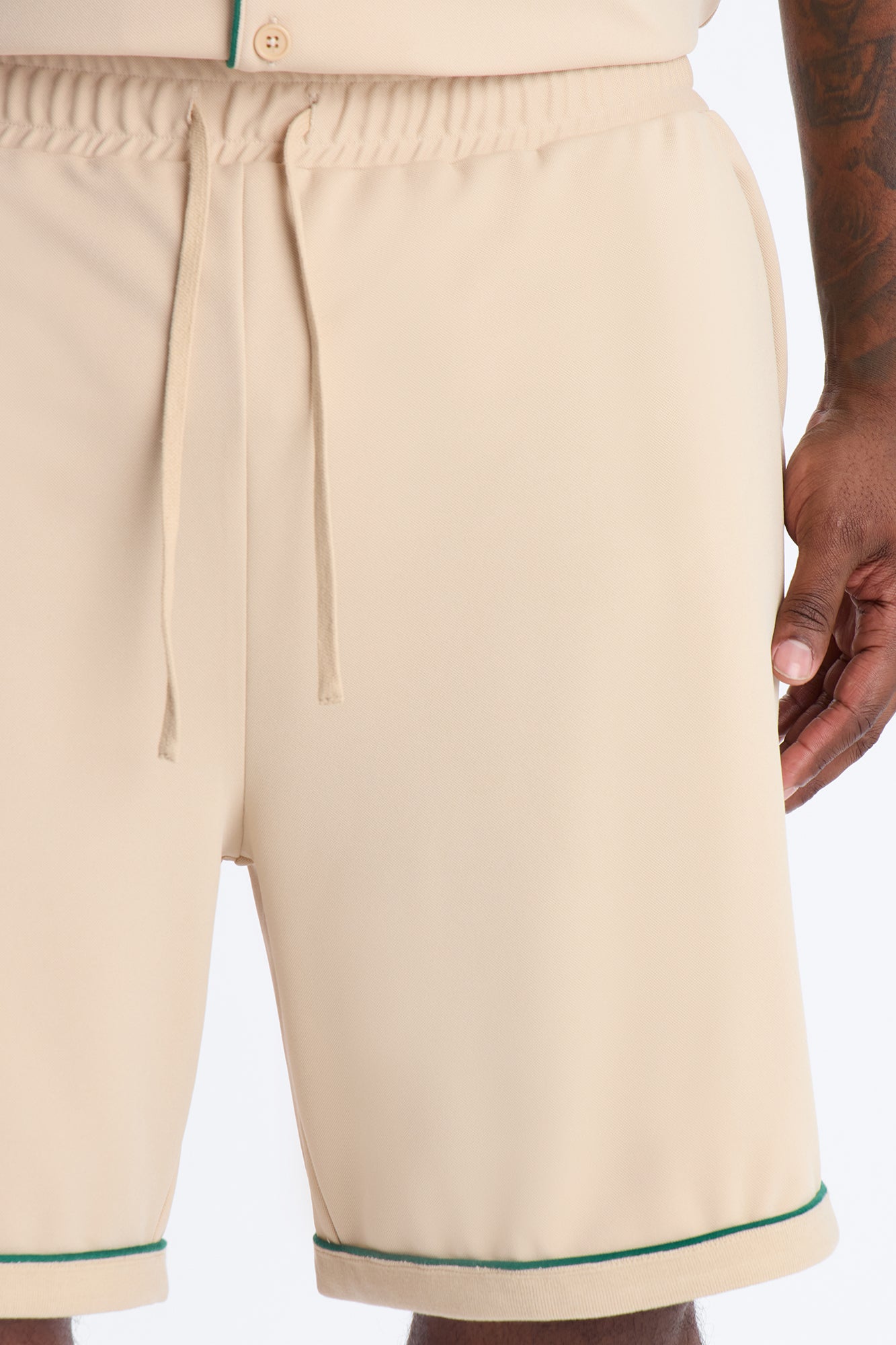 Relaxed Noir Shorts - Cream Fashion Nova