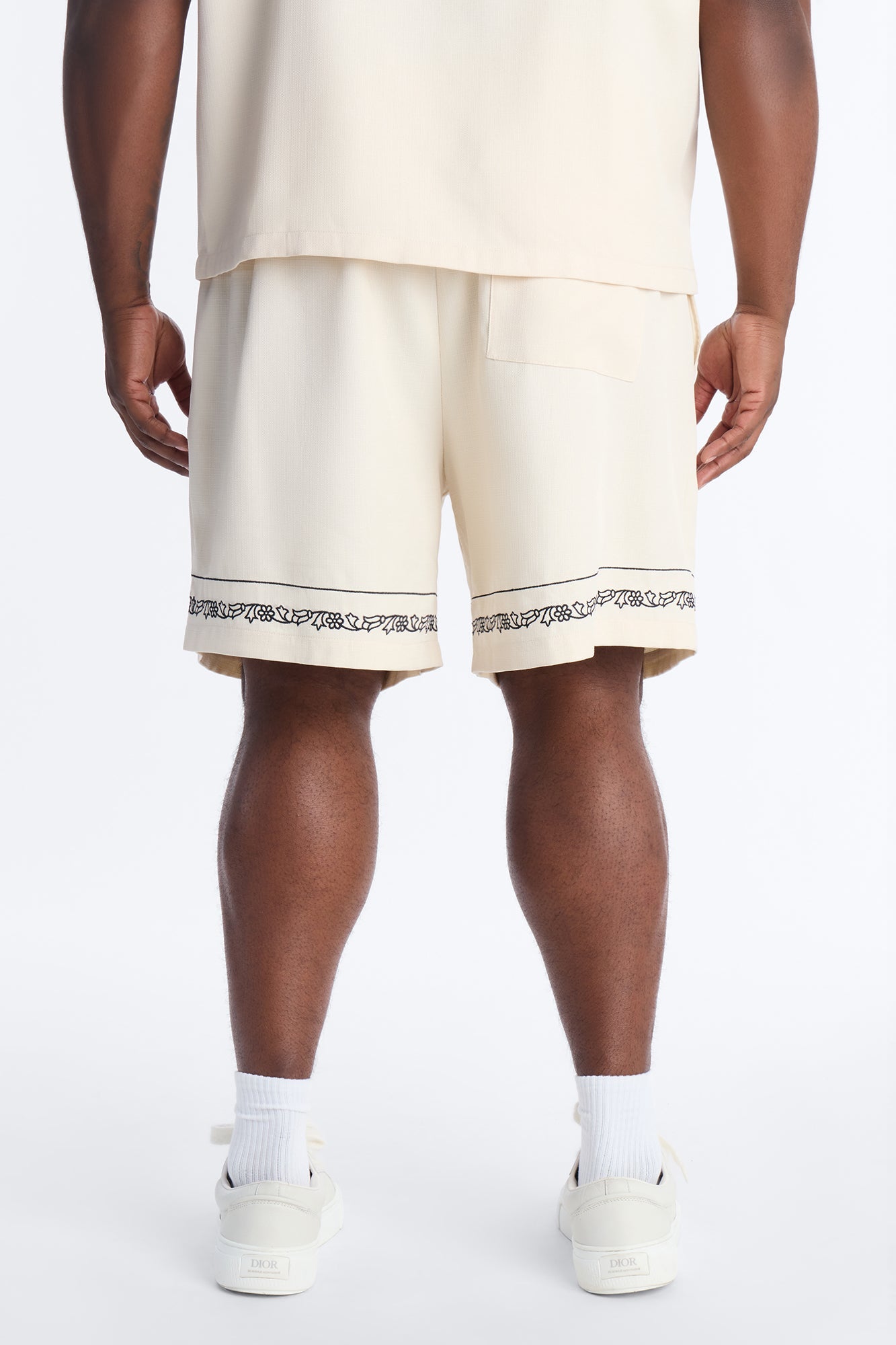 Relaxed St.Tropez Embroidered Short - Cream Fashion Nova
