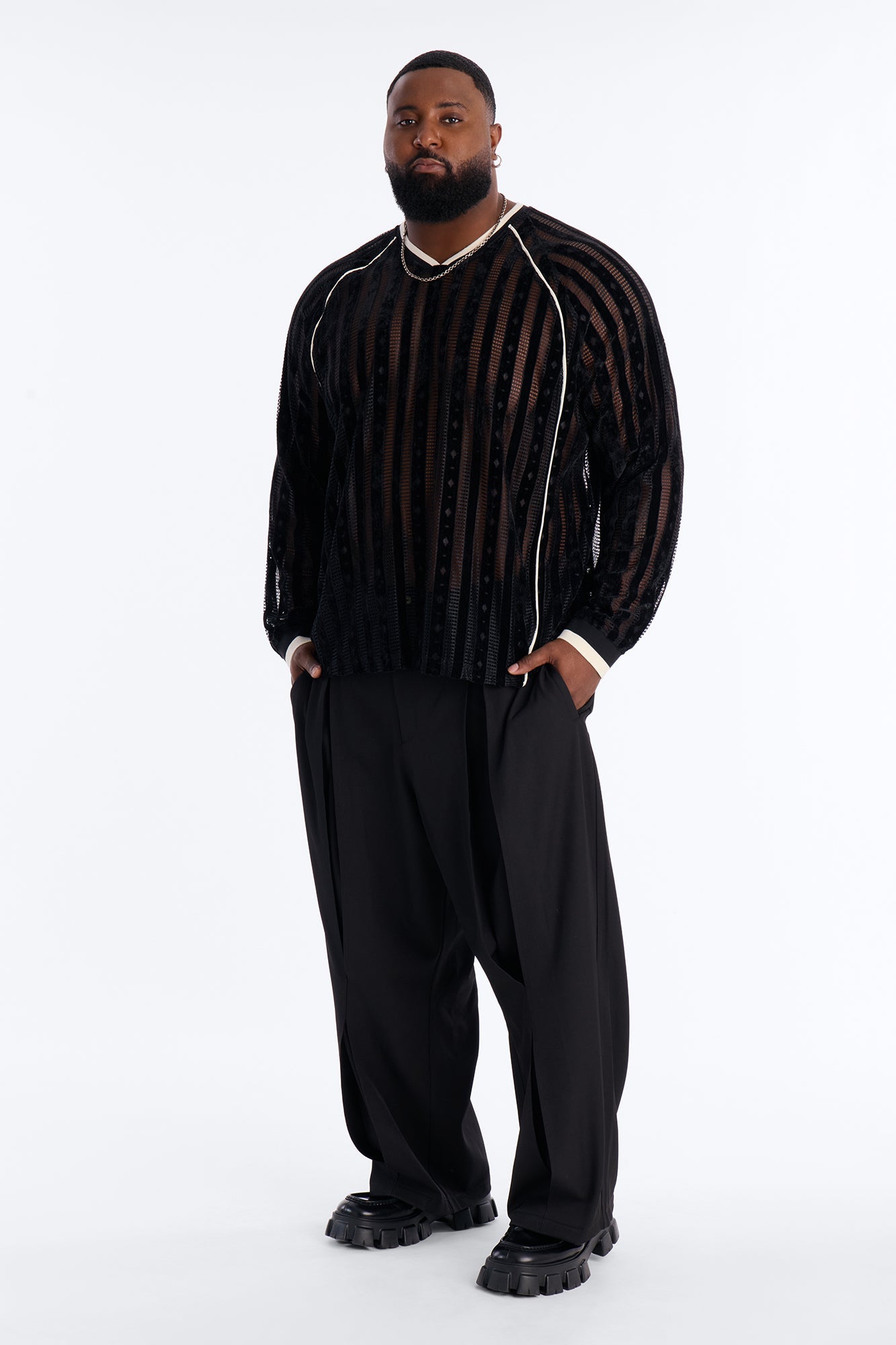 Luxe Grid Paneled V Neck Shirt - Black Fashion Nova