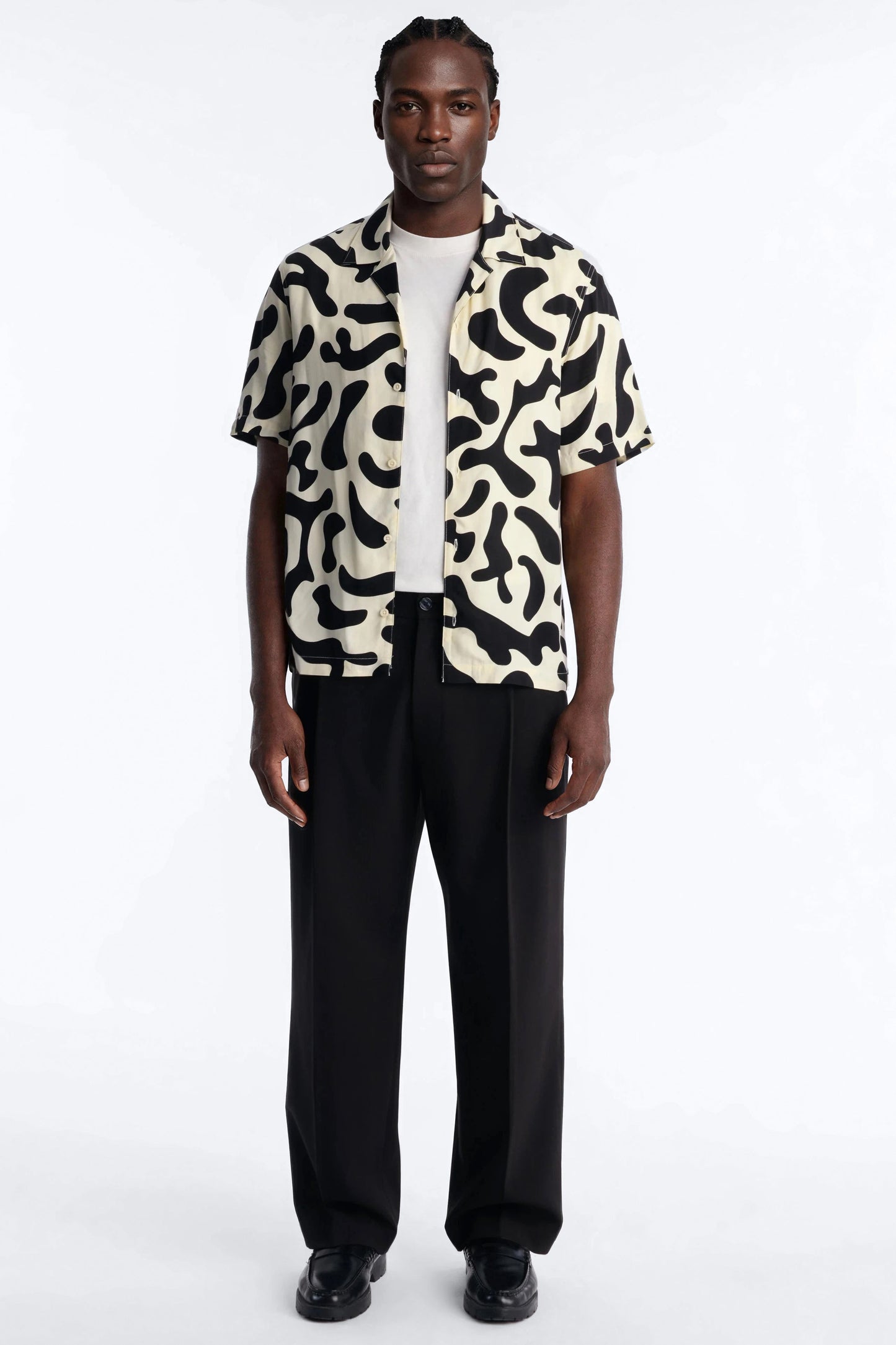 Bold Metric Cuban Shirt - Black Fashion Nova