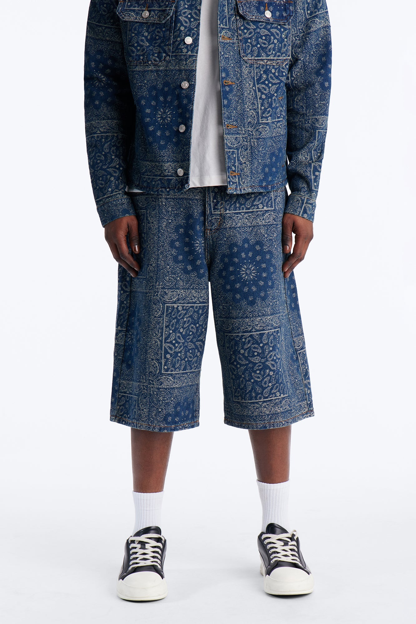 Baggy Street Paisley Denim Short - Dark Wash Fashion Nova