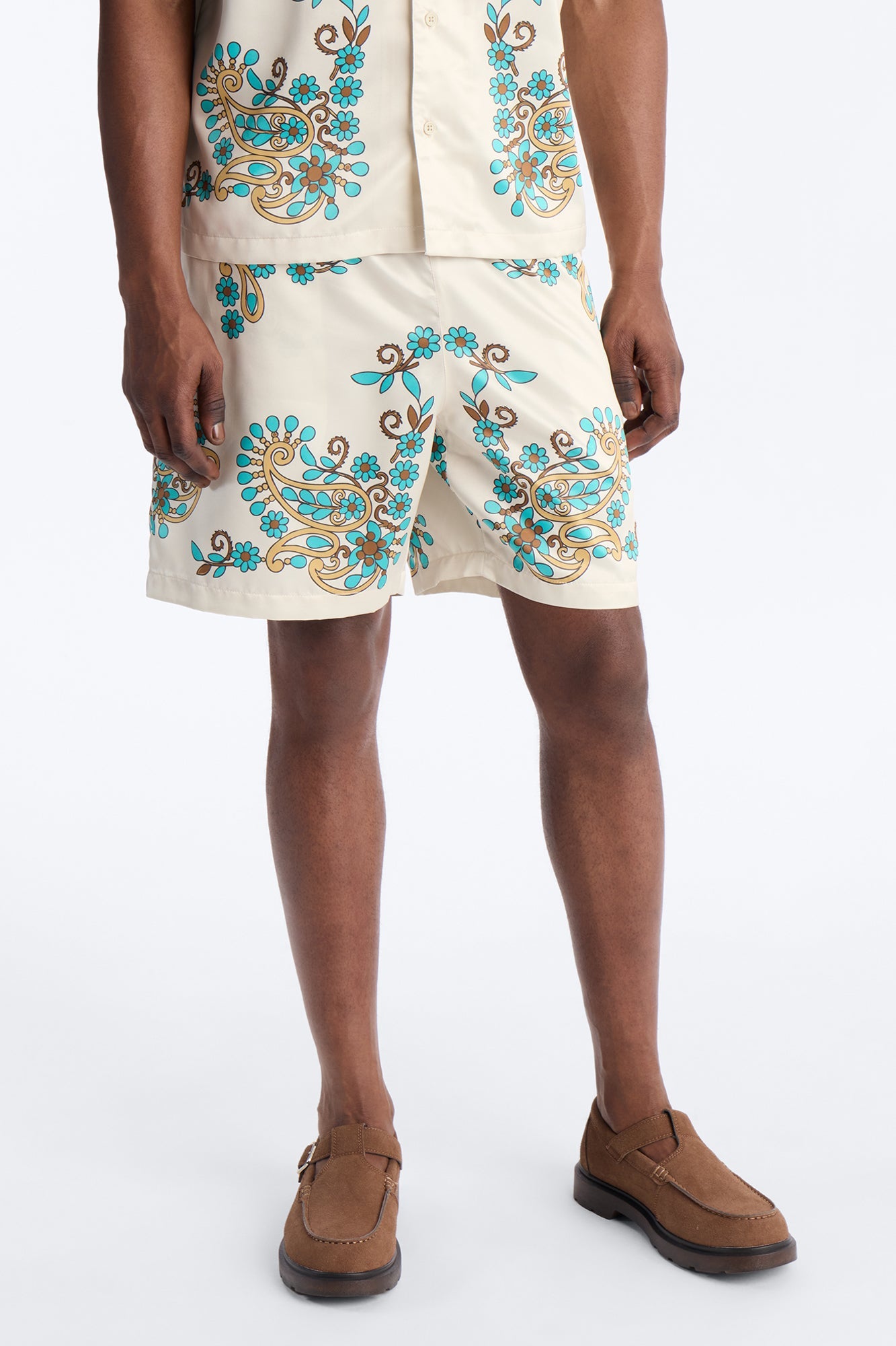 Santorini Relaxed Shorts - Natural Fashion Nova