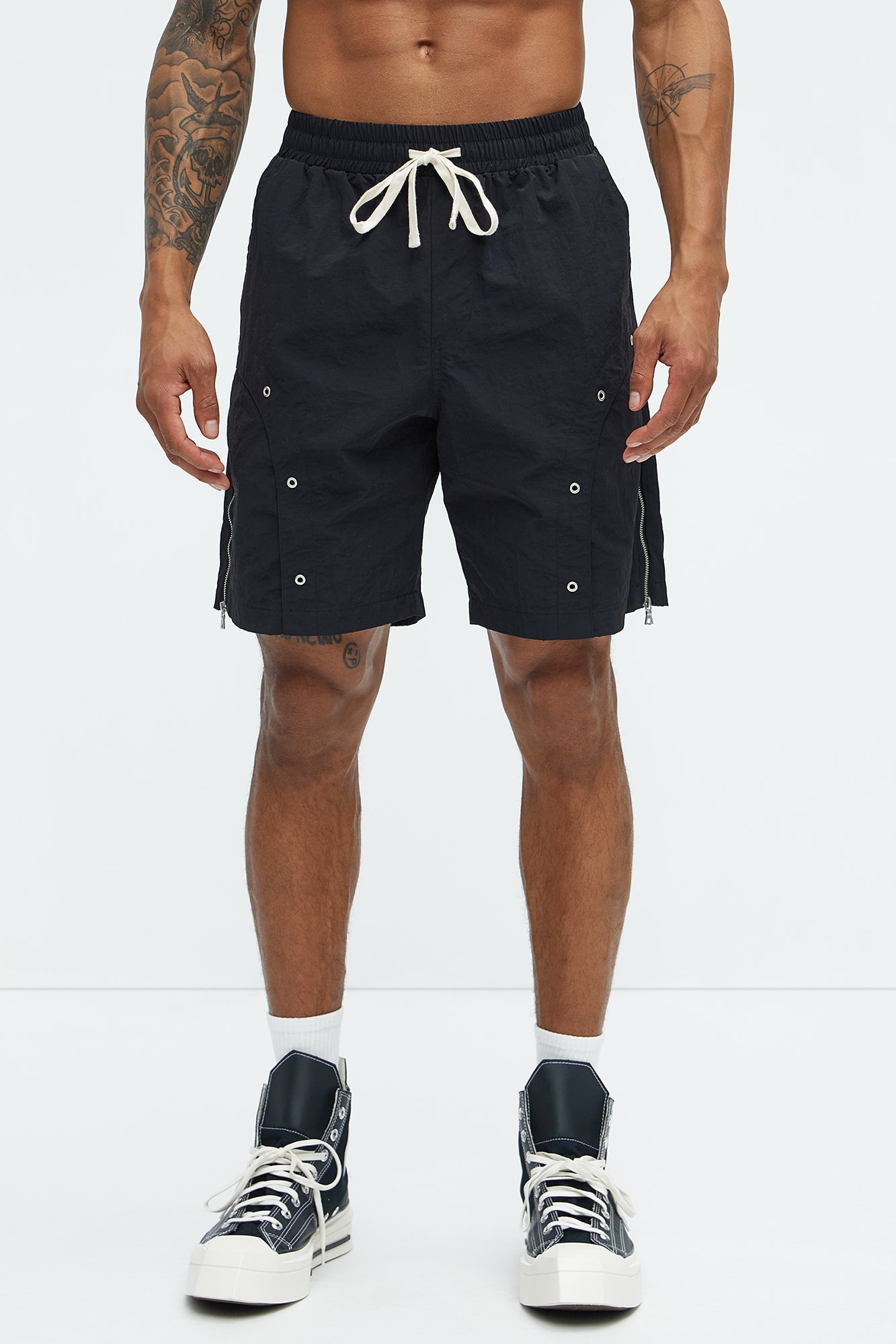 Hardware Relaxed Nylon Shorts - Black Fashion Nova