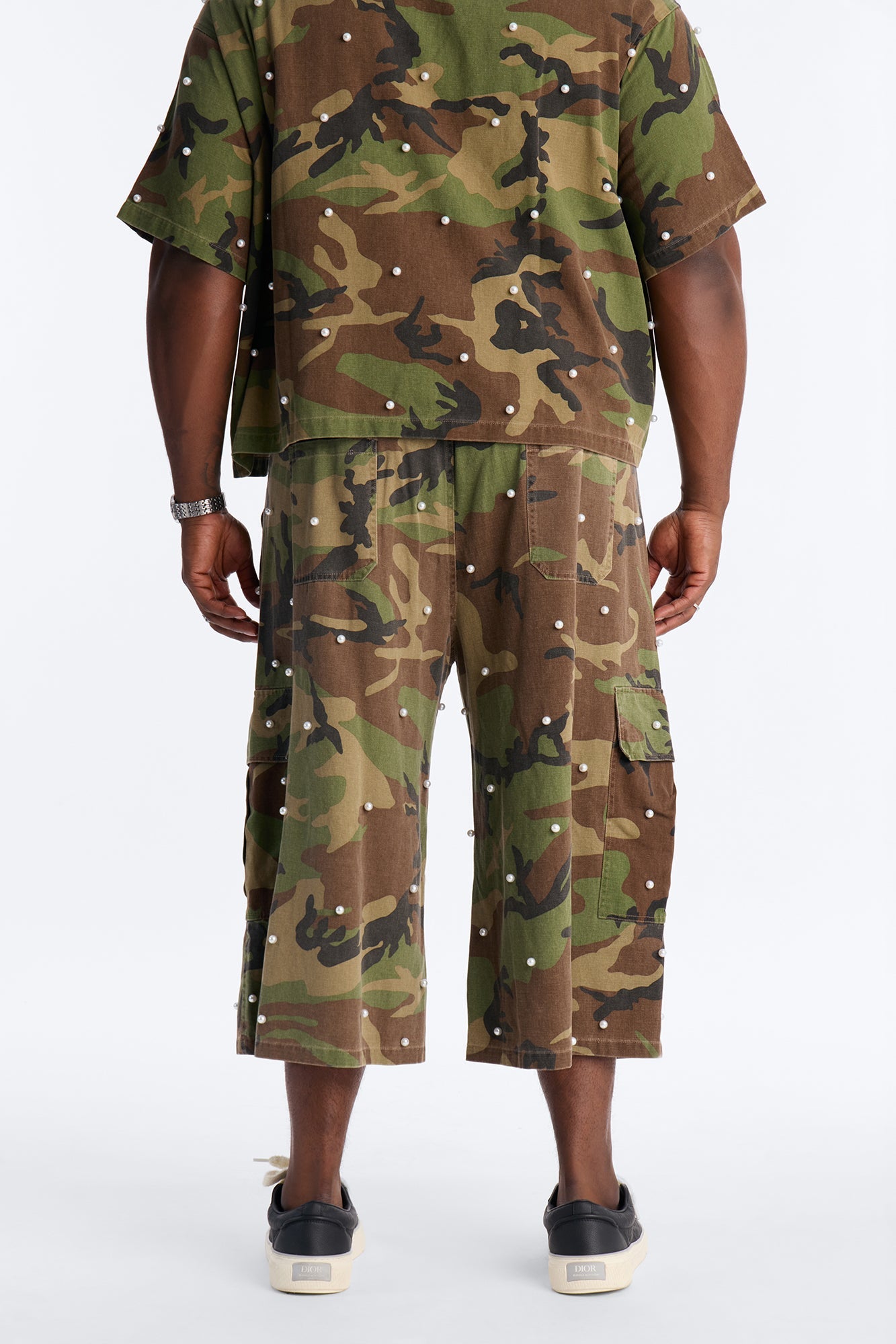 Baggy Pearl Still Wildin' Camo Short - Green Fashion Nova