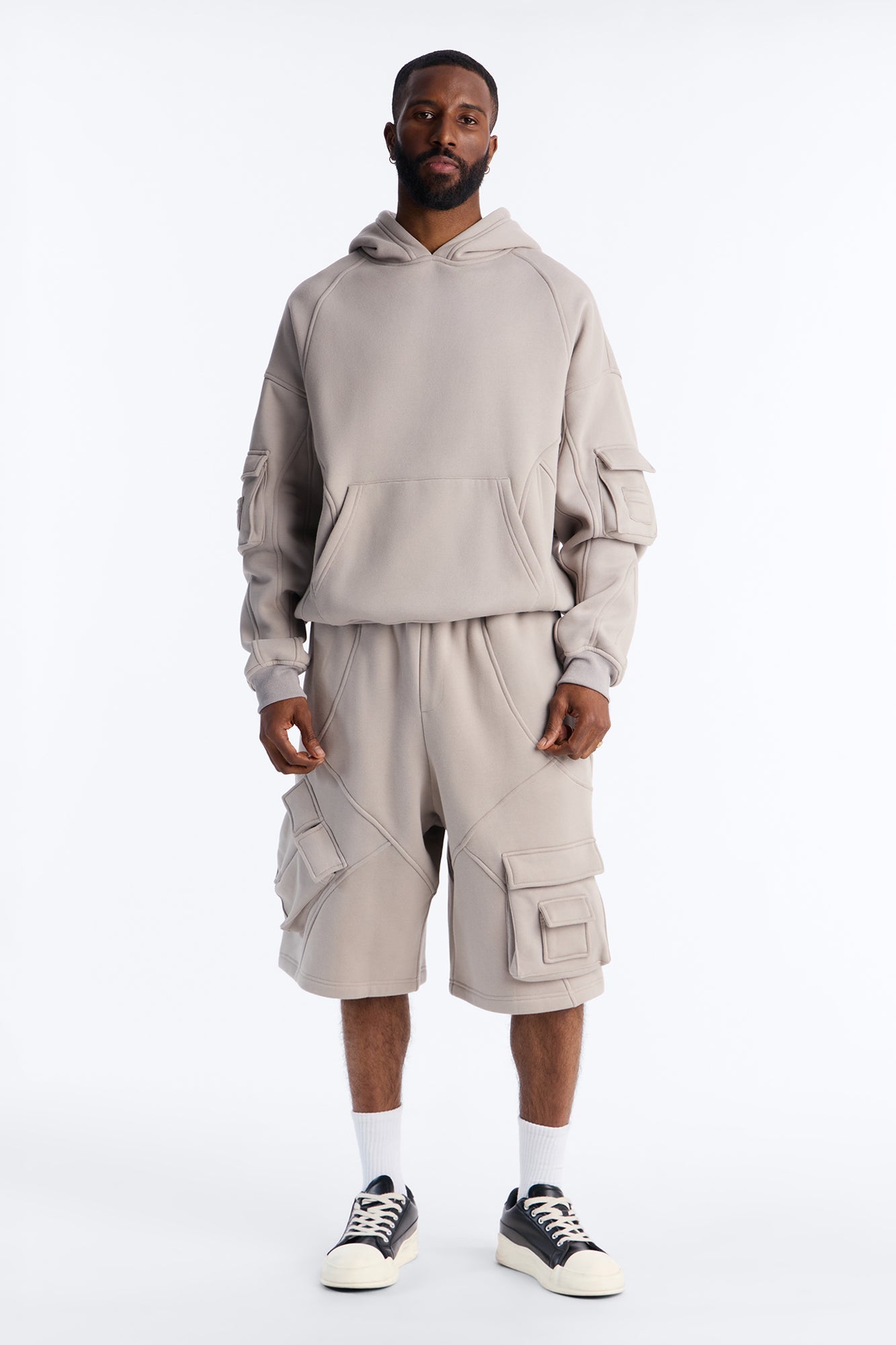 Baggy Chaos Cargo Sweatshort - Grey Fashion Nova
