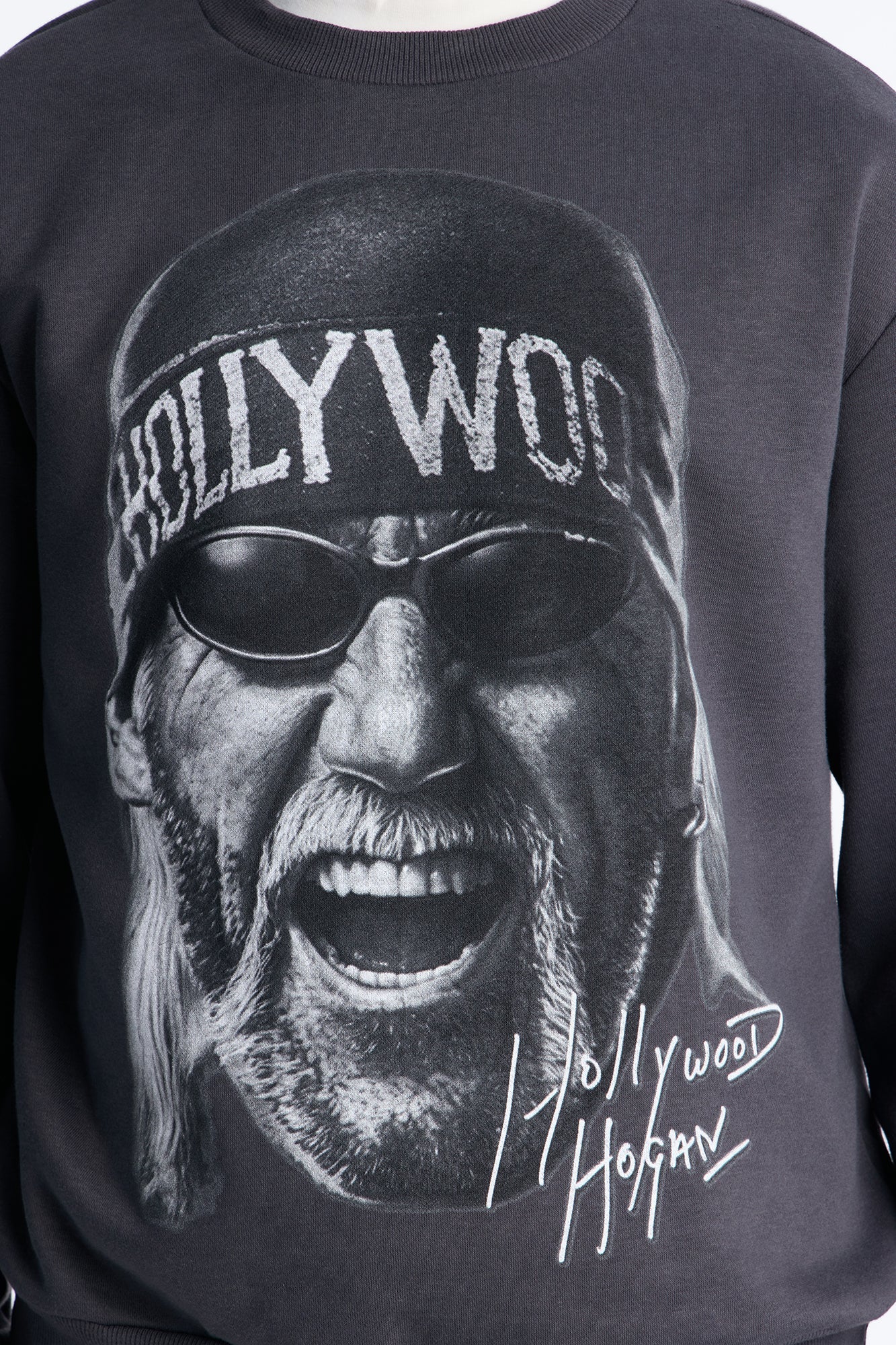 WWE Hulk Hogan NWO Crew Neck Sweatshirt - Charcoal Fashion Nova