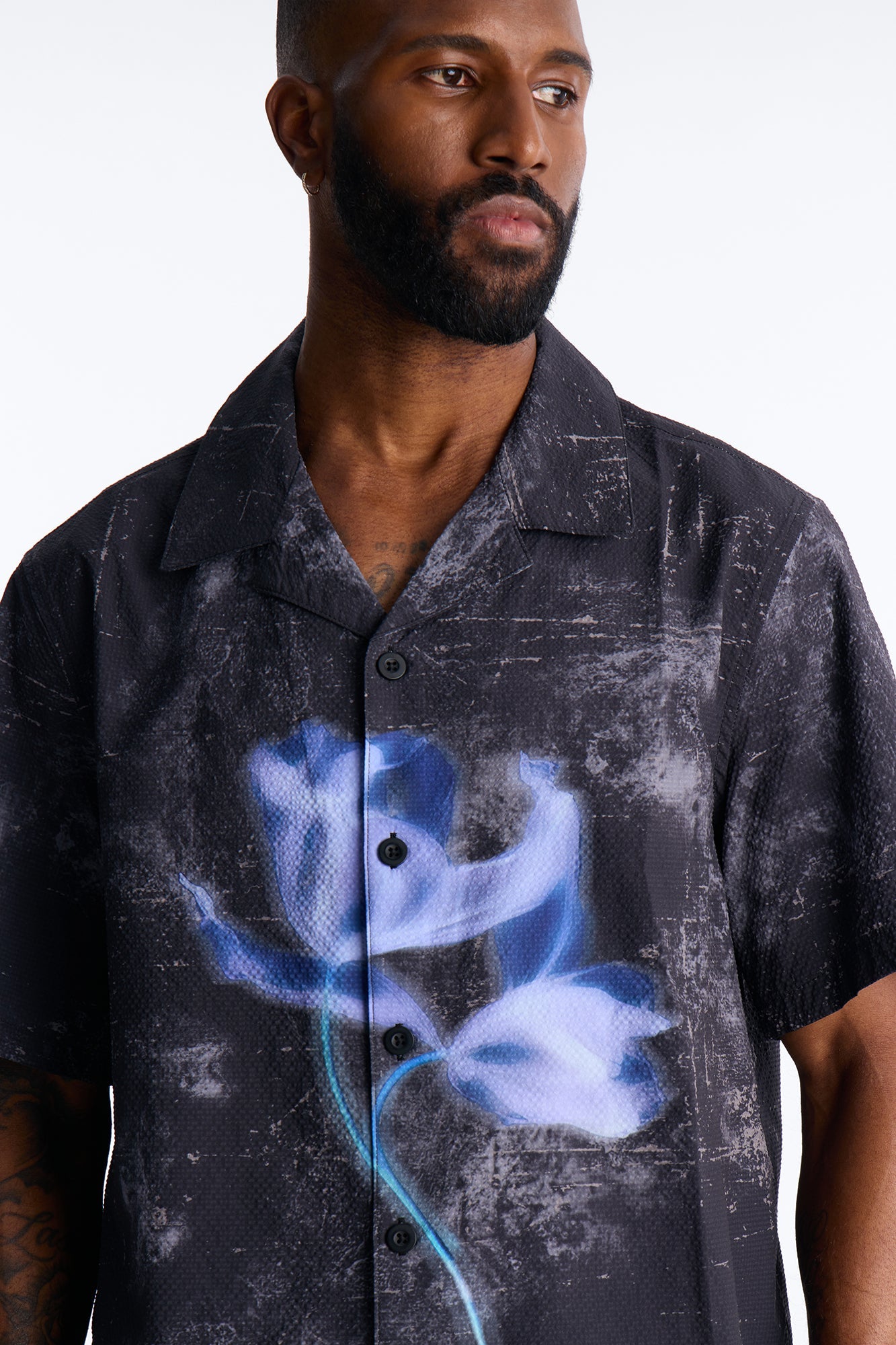 Relaxed Violet Static Seersucker Cuban Collar Up Shirt - Black Fashion Nova