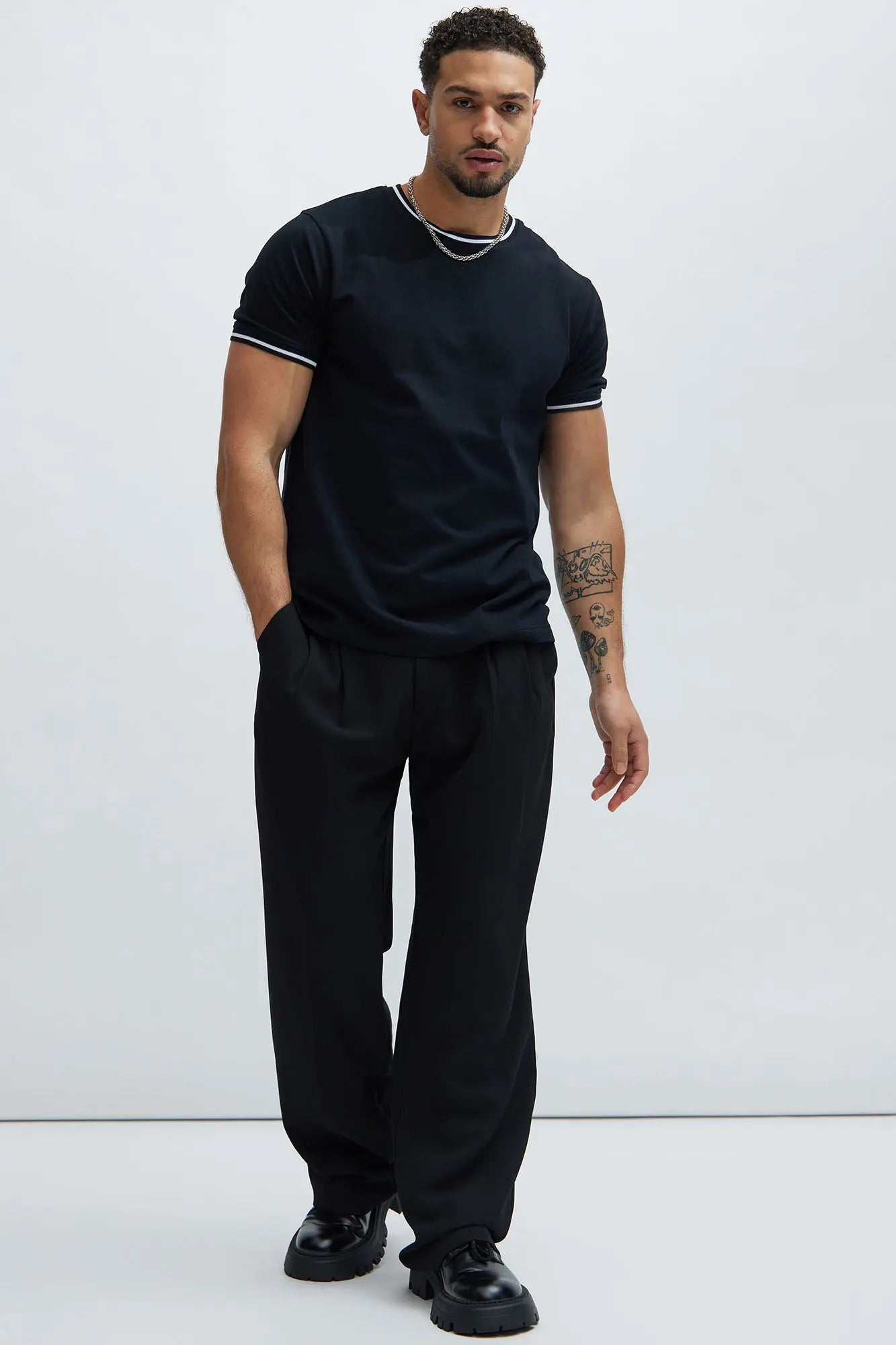 Jaxon Short Sleeve Tee - Black Fashion Nova