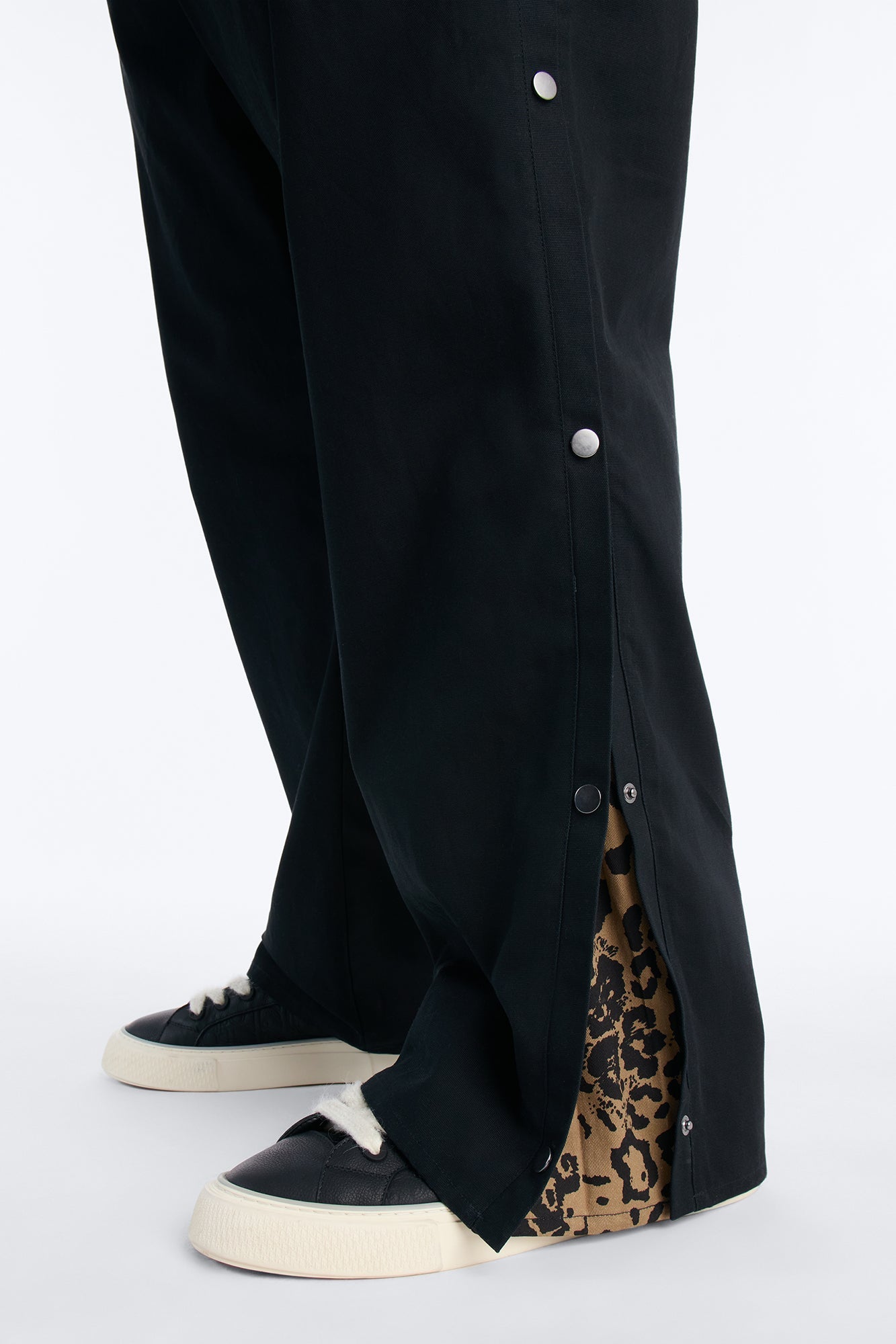 Straight Print Hint Studded Pant - Black Fashion Nova