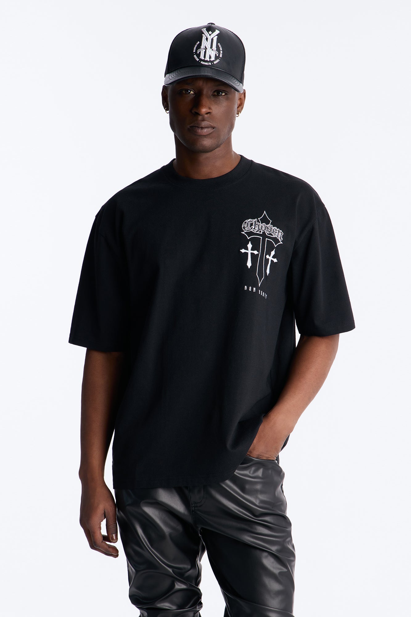 Chosen Cross Embroidery Short Sleeve Tee - Black Fashion Nova