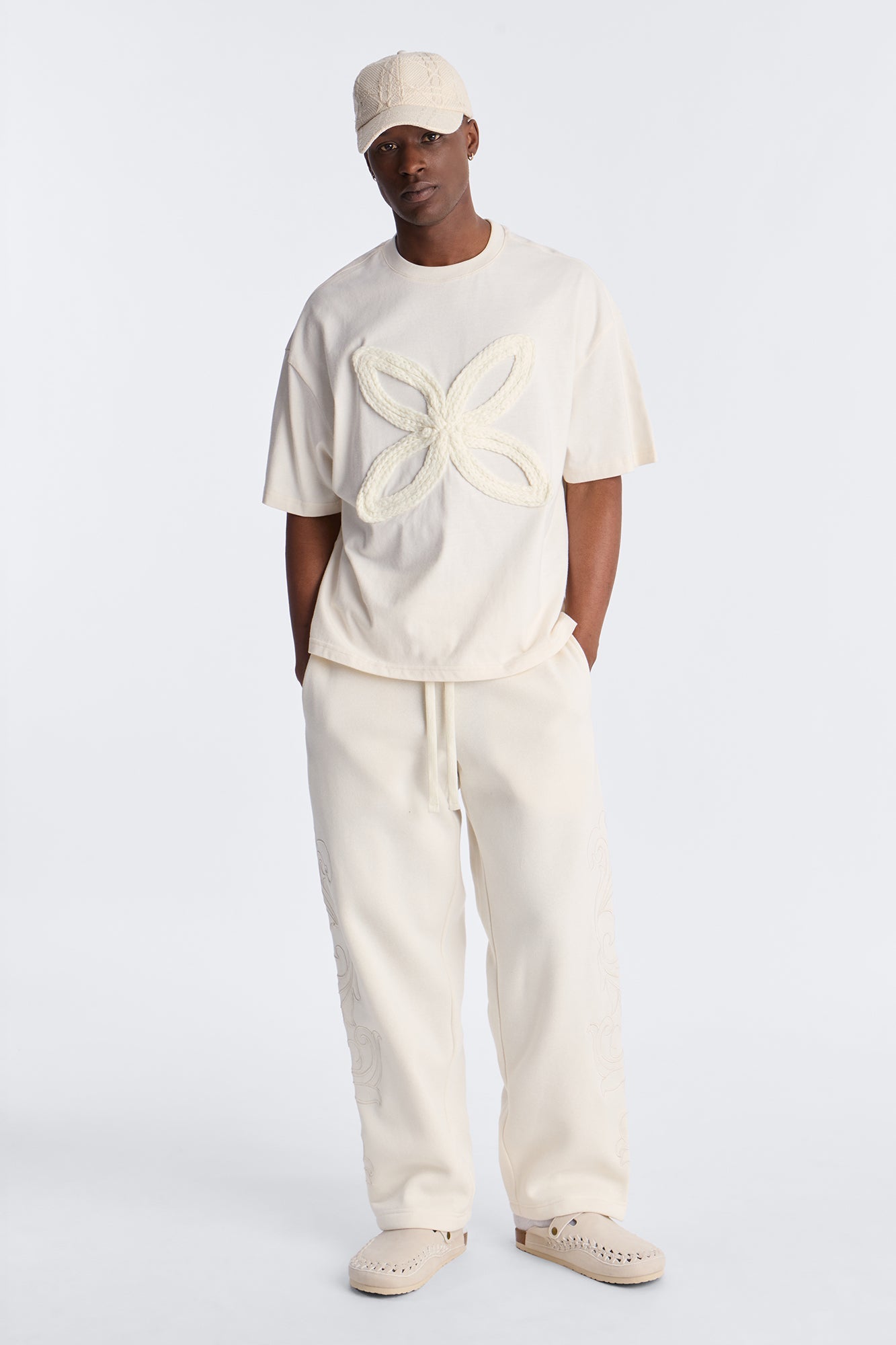 Embroidery Fleur Straight Sweatpants - Cream Fashion Nova