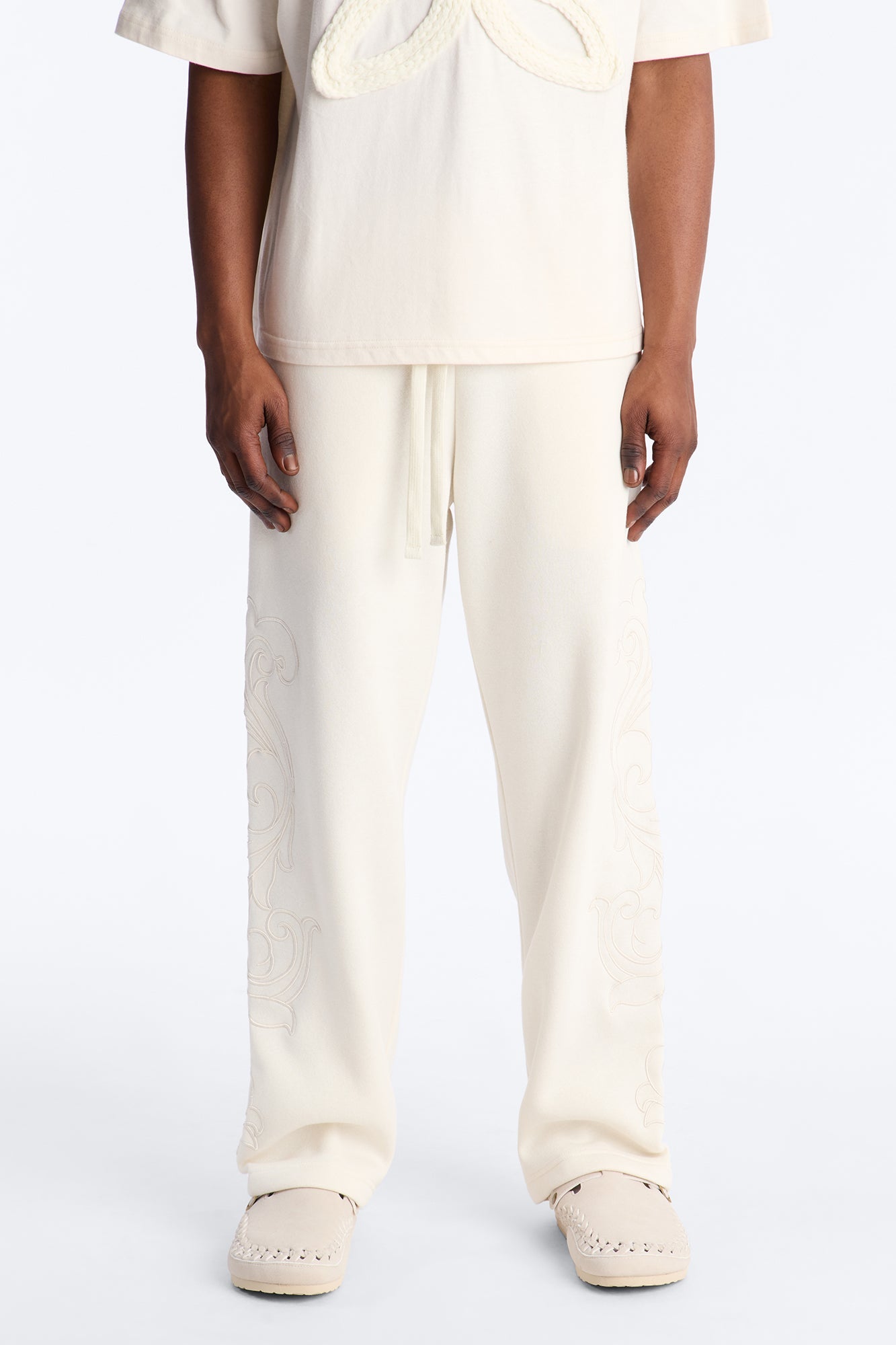 Embroidery Fleur Straight Sweatpants - Cream Fashion Nova