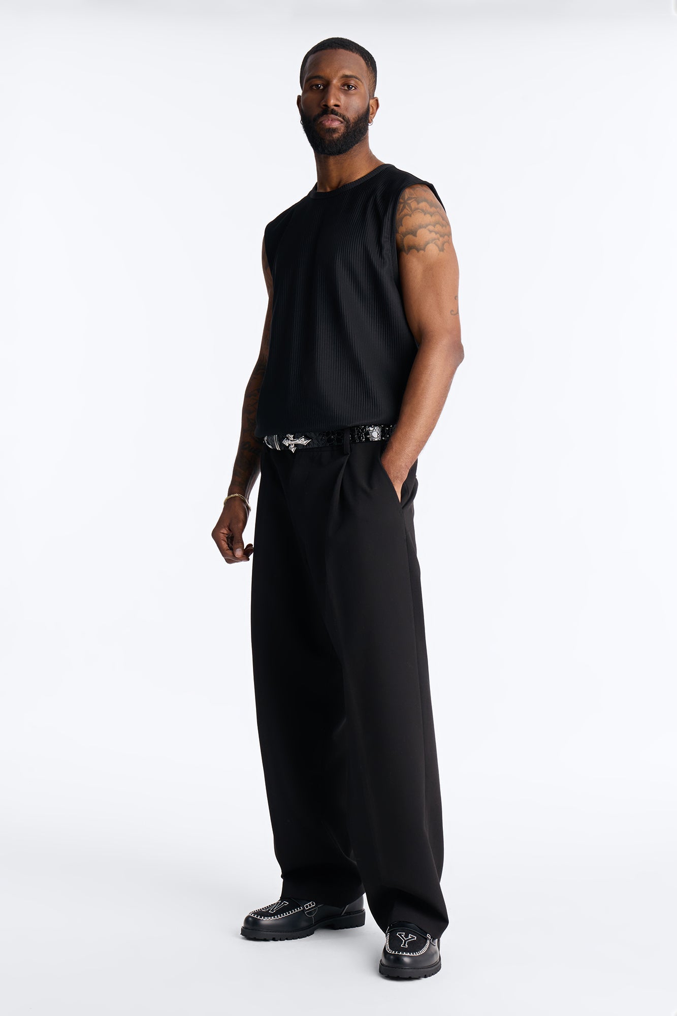 Show Up Muscle Tank - Black Fashion Nova