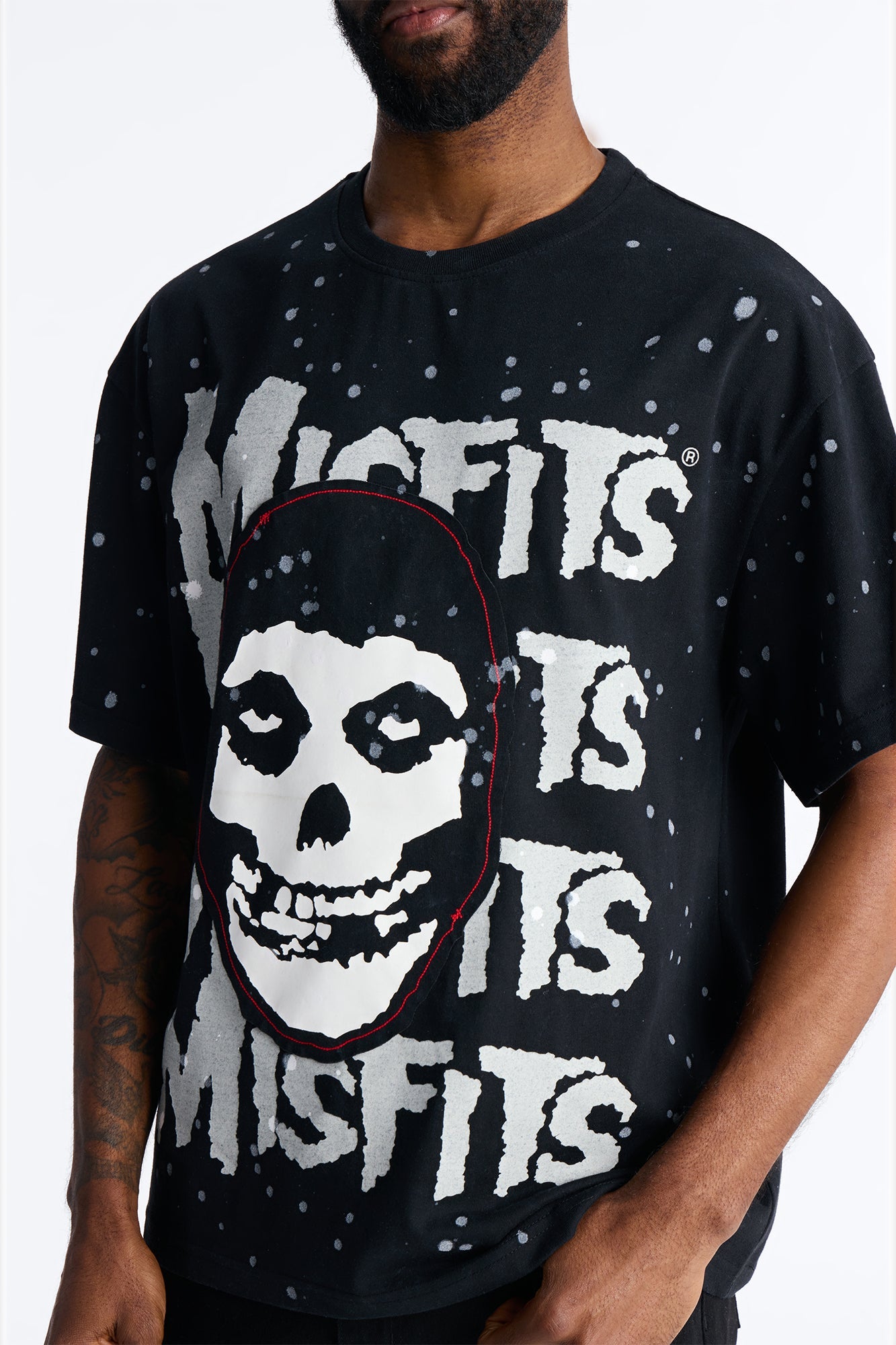 Misfits Rebel Applique Detail Graphic Short Sleeve Tee - Black Fashion Nova