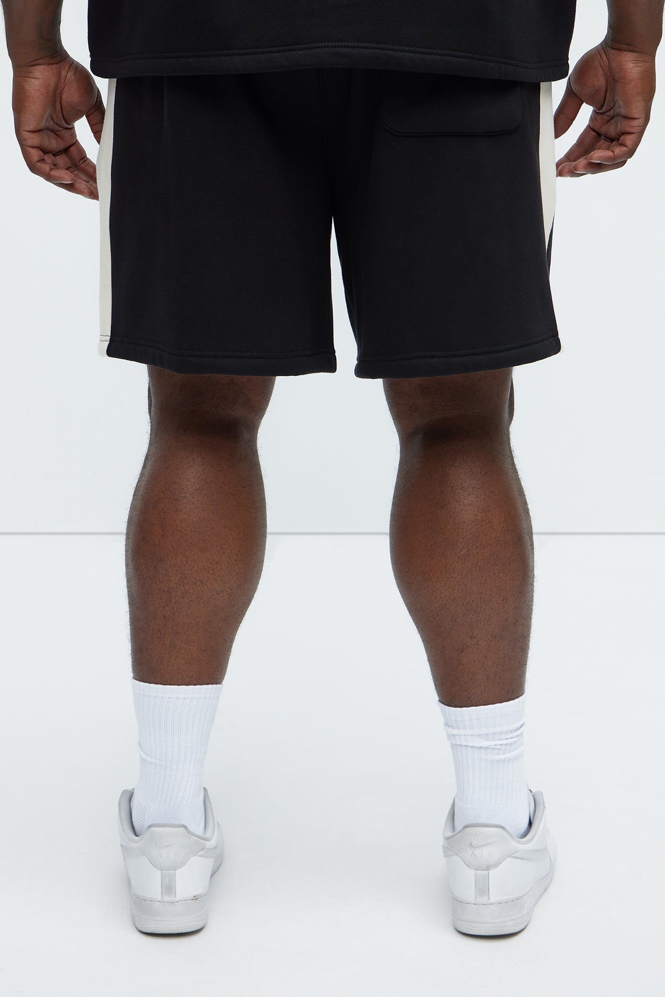 Tyson Oversized Heavyweight Striped Shorts - Black Fashion Nova