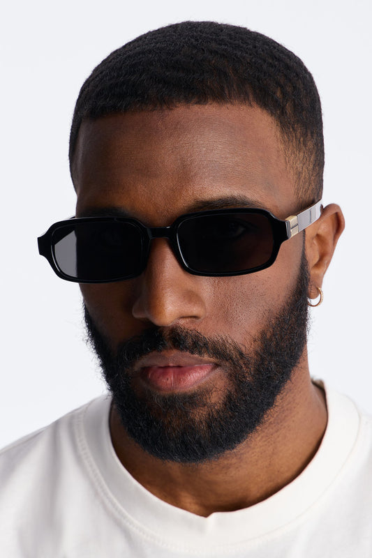 Barcode Streamline Sunglasses - Black Fashion Nova