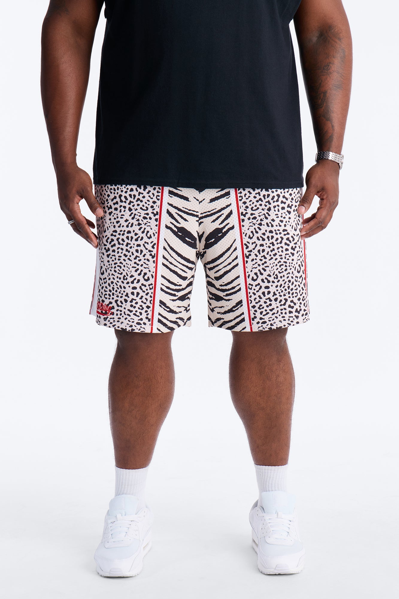 Relaxed Clash Of The Jungle Championship Short - Multi Color Fashion Nova