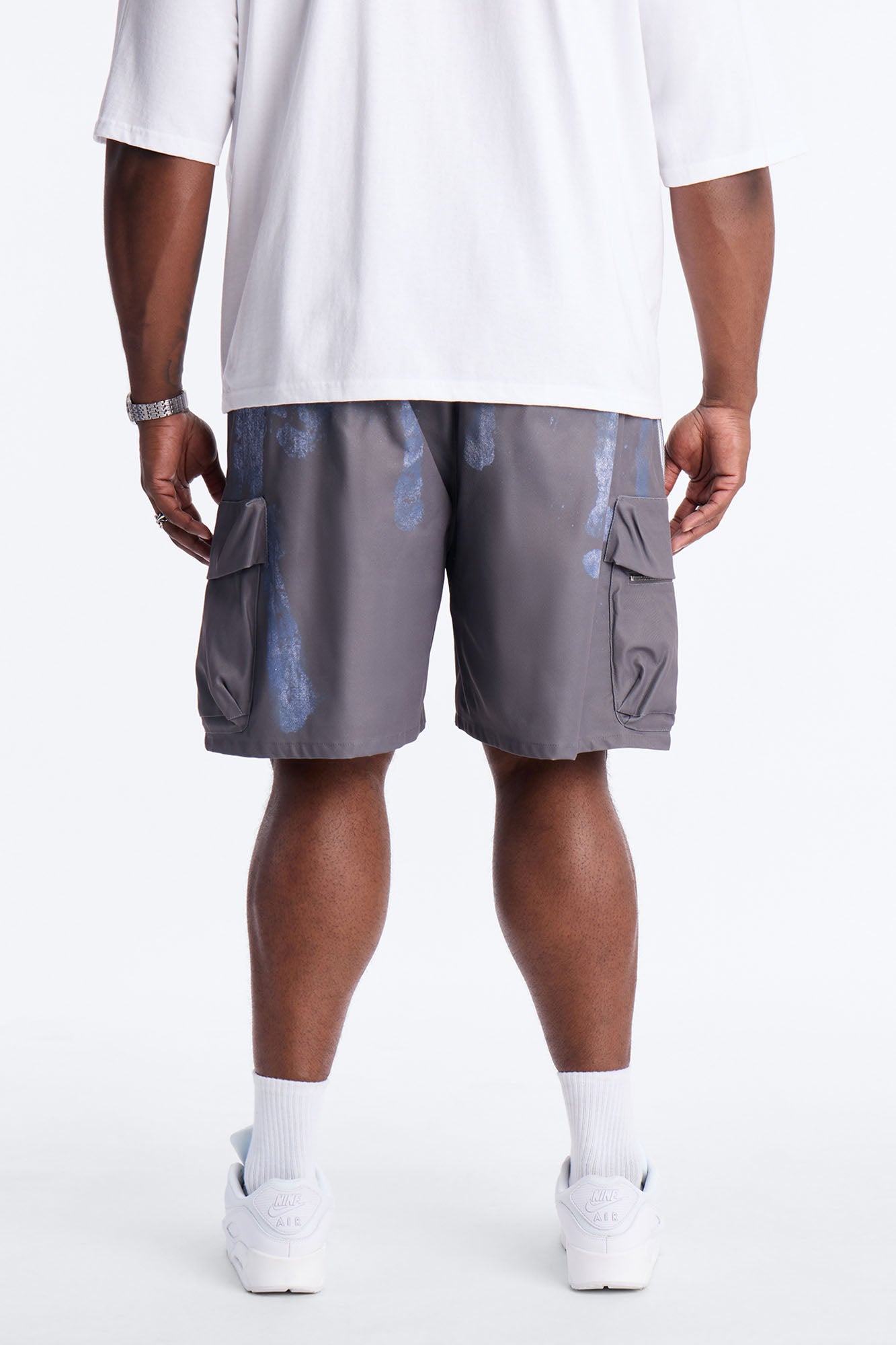Relaxed Traveling Artist Short - Grey Fashion Nova