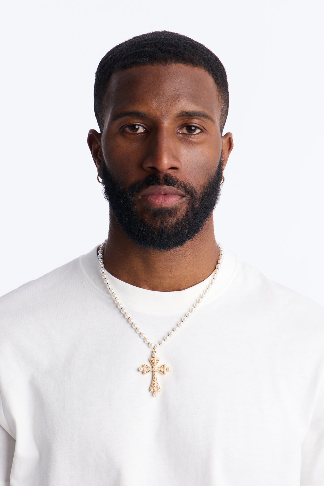 Roman Pearl Cross Pendant Necklace - Gold Fashion Nova