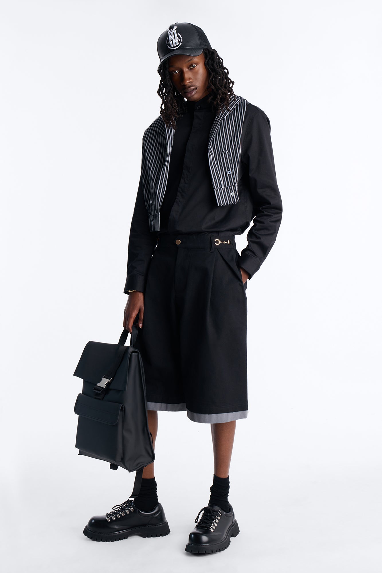 Baggy Pleated Milano Short - Black Fashion Nova