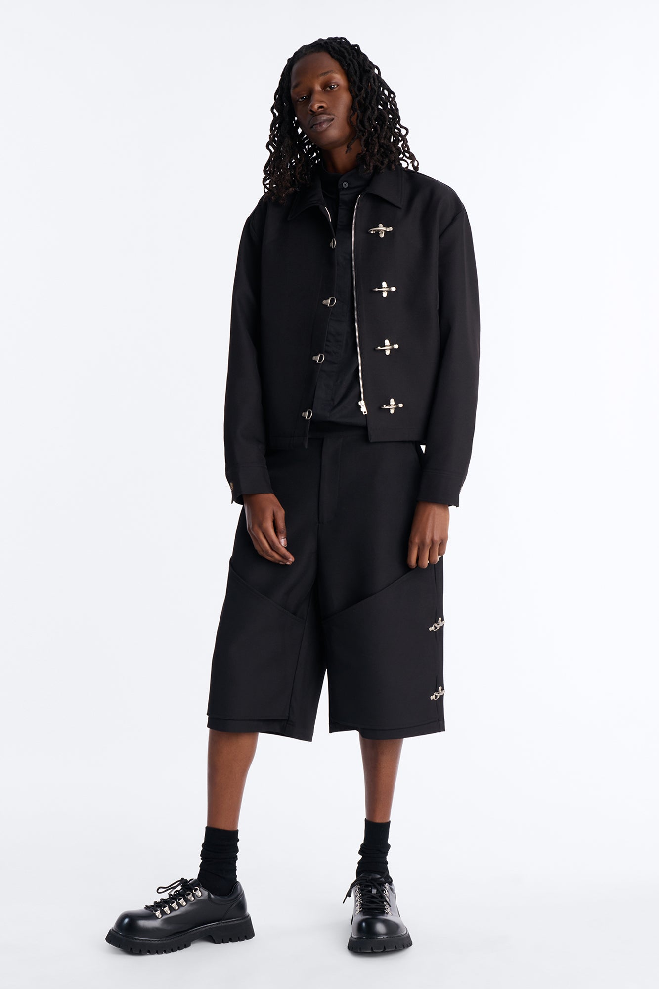 Baggy Vie Clasp Short - Black Fashion Nova