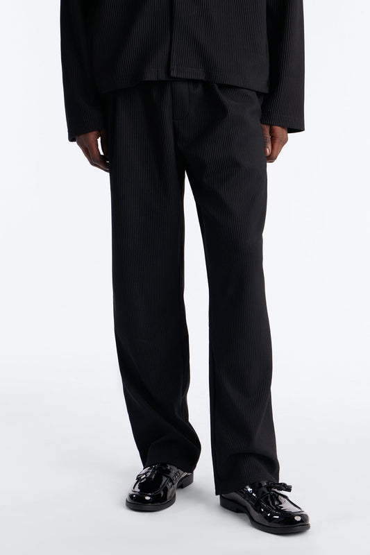 Show Up Straight Pleated Casual Trouser - Black Fashion Nova