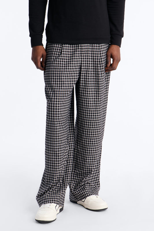 Wide Leg Pleated Downtown London Trouser - Black Fashion Nova