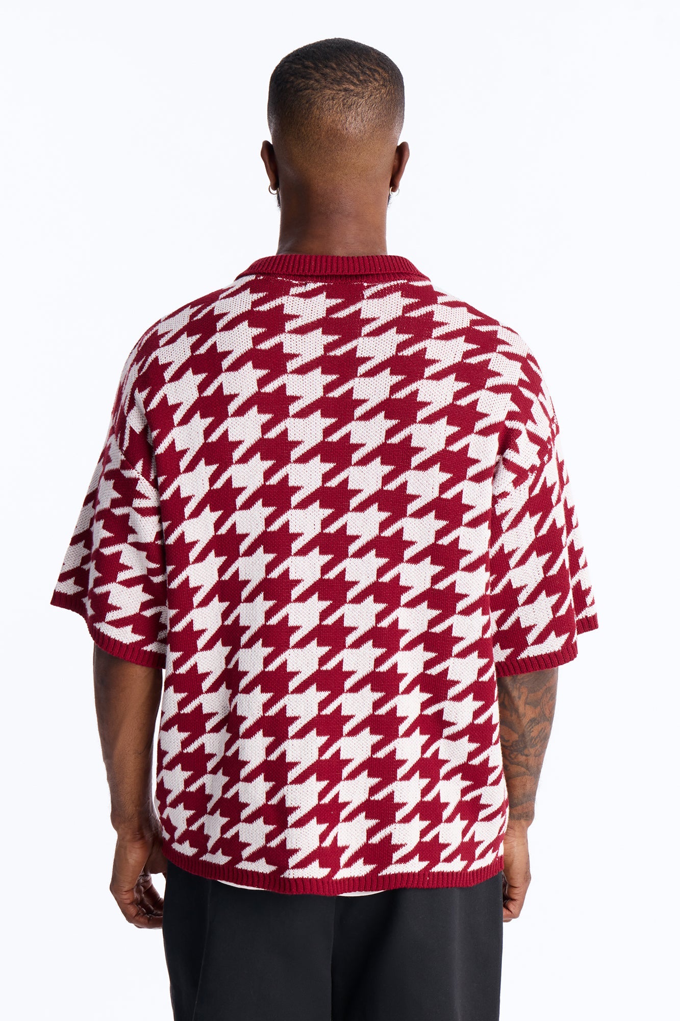 Houndstooth Short Sleeve Knitted Polo - Burgundy Fashion Nova