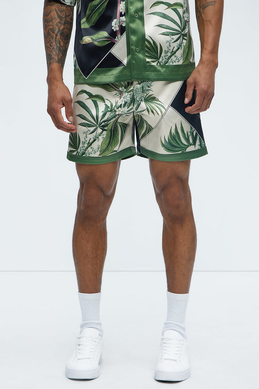 Agrarian Printed Short - Green/combo Fashion Nova